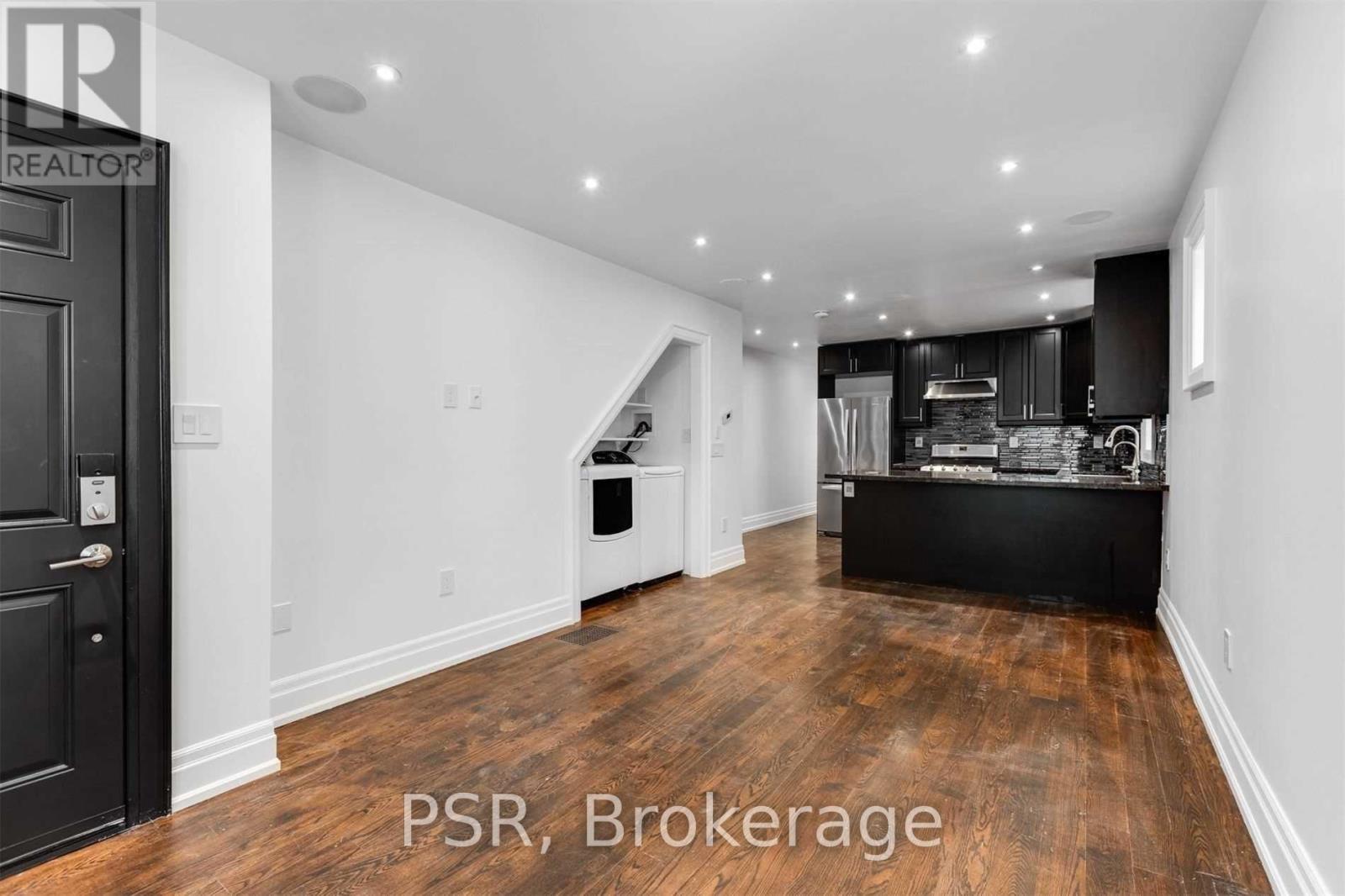 Main - 114 Braemar Avenue, Toronto, Ontario  M5P 2L4 - Photo 5 - C13026416