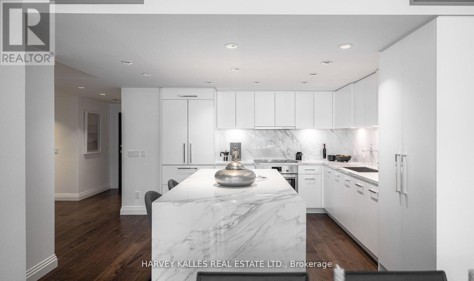 123 - 1 Benvenuto Place, Toronto (Casa Loma), Ontario  M4V 2L1 - Photo 10 - C13026418