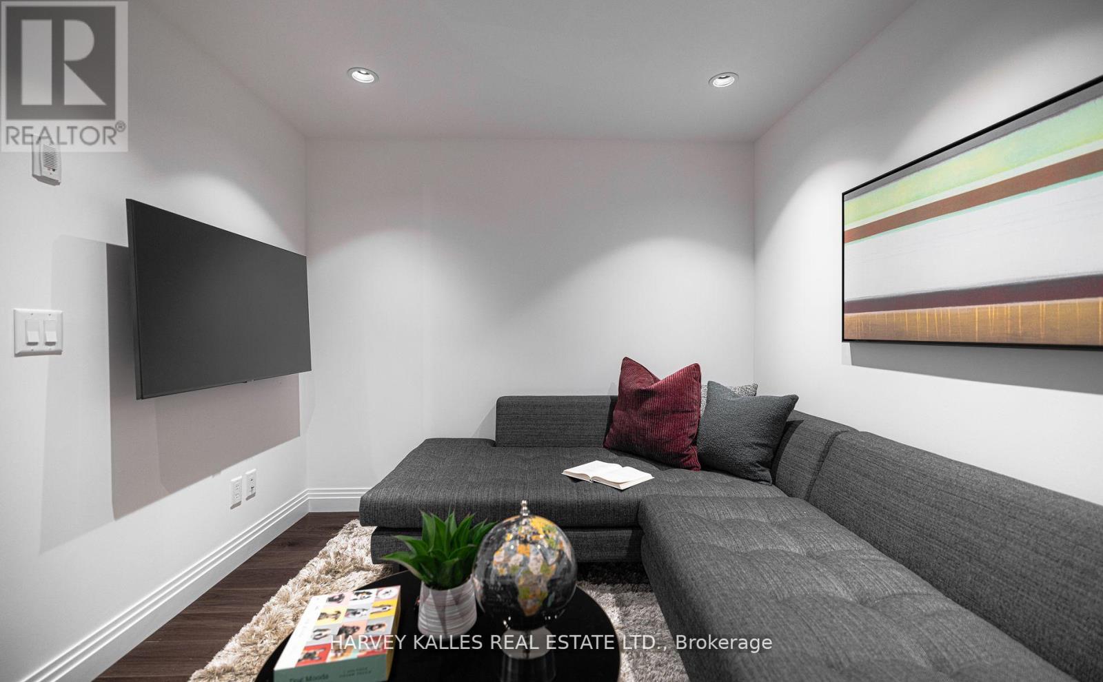 123 - 1 Benvenuto Place, Toronto (Casa Loma), Ontario  M4V 2L1 - Photo 23 - C13026418