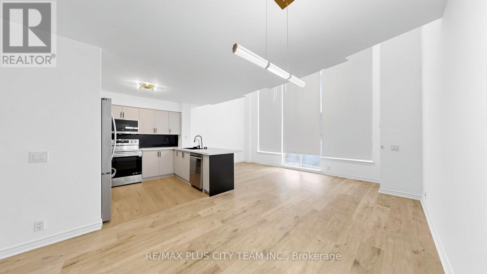 812 - 1720 Eglinton Avenue E, Toronto, Ontario  M4A 2X8 - Photo 12 - C13026484