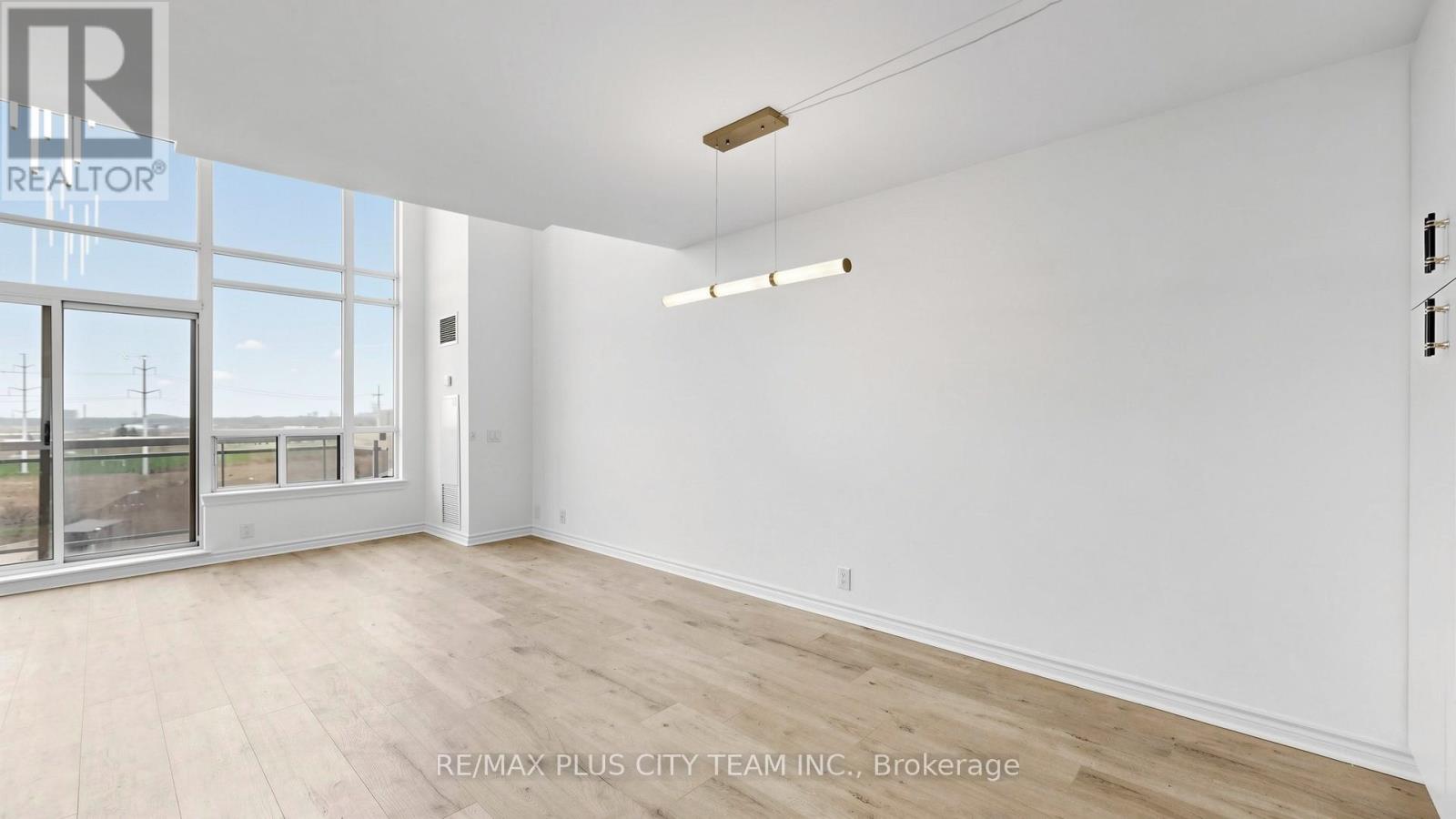 812 - 1720 Eglinton Avenue E, Toronto, Ontario  M4A 2X8 - Photo 13 - C13026484