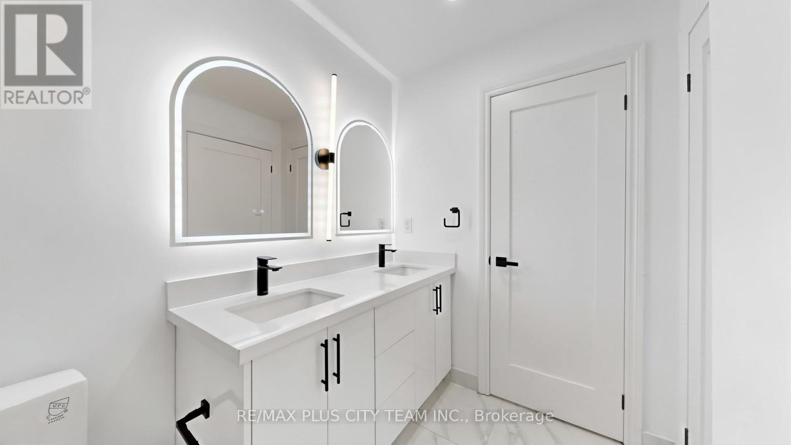 812 - 1720 Eglinton Avenue E, Toronto, Ontario  M4A 2X8 - Photo 28 - C13026484