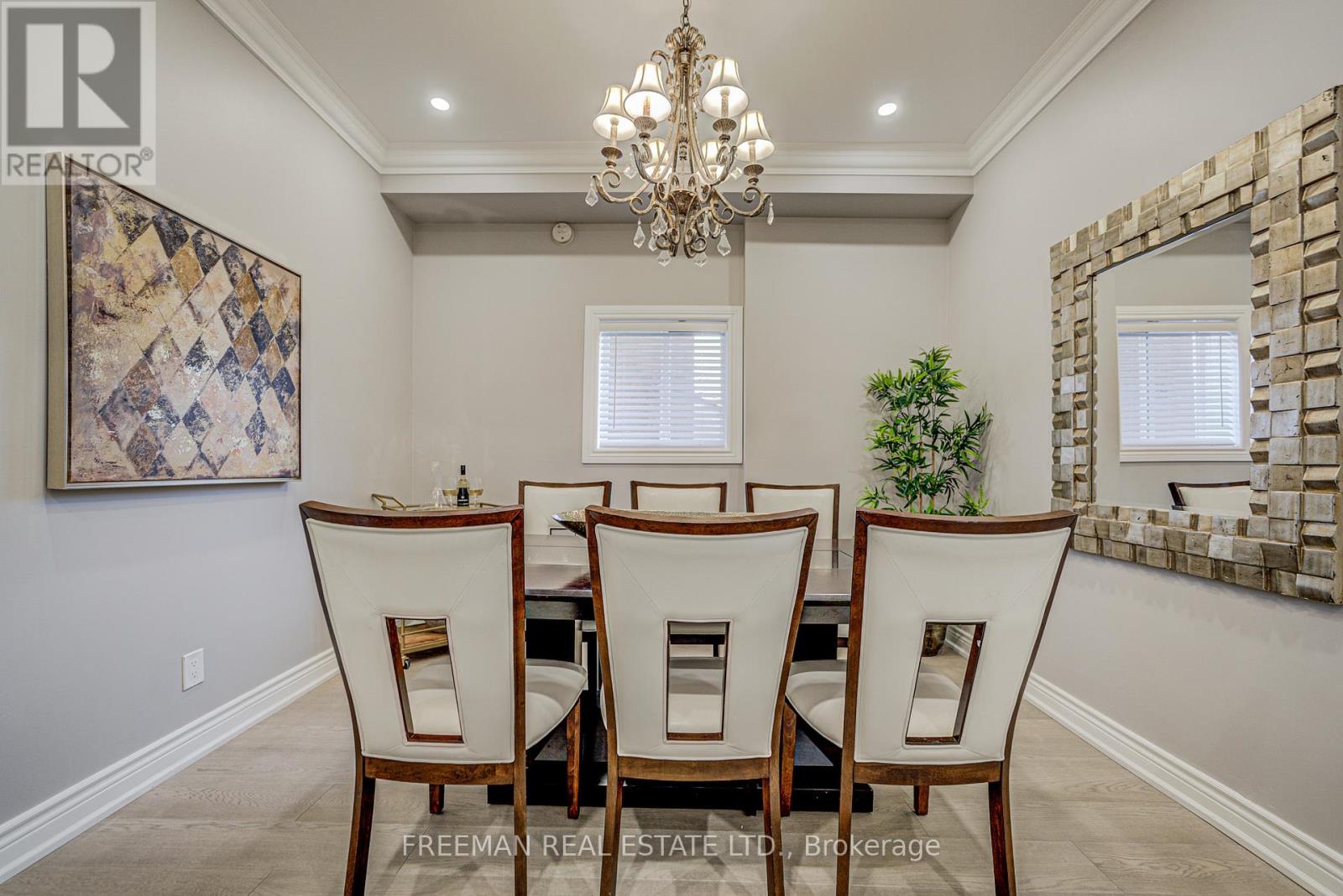 Main&2nd Floor - 916 Manning Avenue, Toronto, Ontario  M6G 2X4 - Photo 26 - C13026526