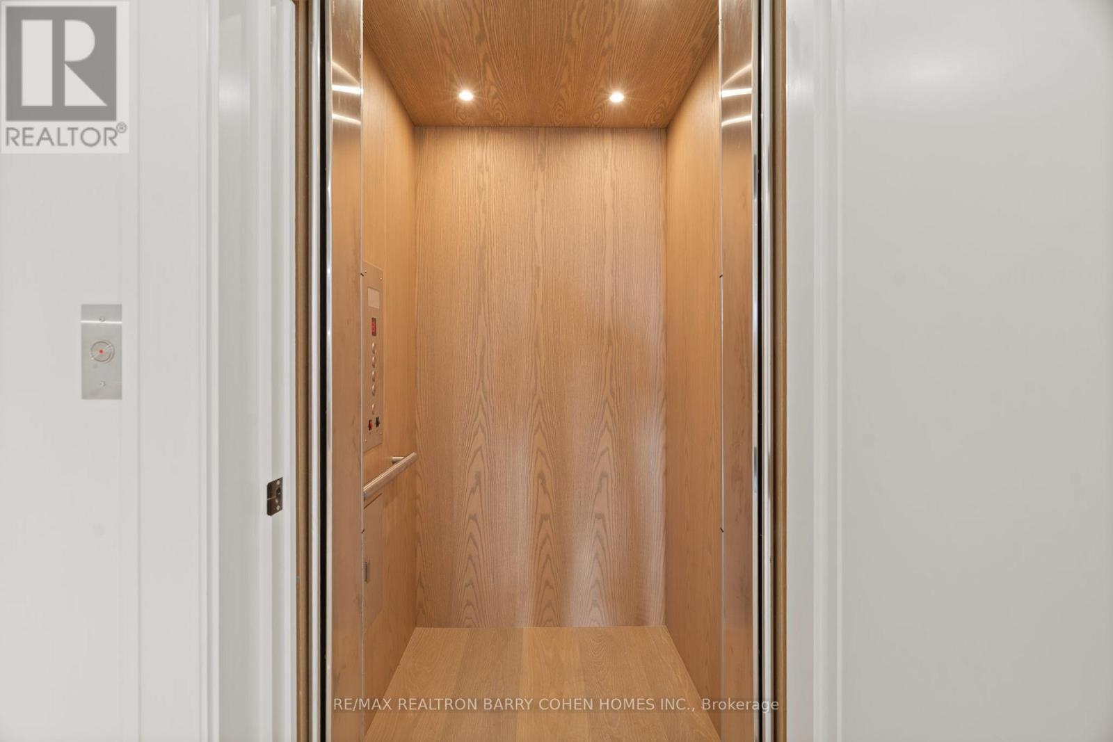 81 Upper Canada Drive, Toronto, Ontario  M2P 1S6 - Photo 40 - C13026590