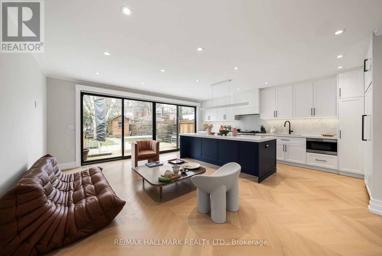 26 Carey Road, Toronto, Ontario  M4S 1N8 - Photo 11 - C13026608