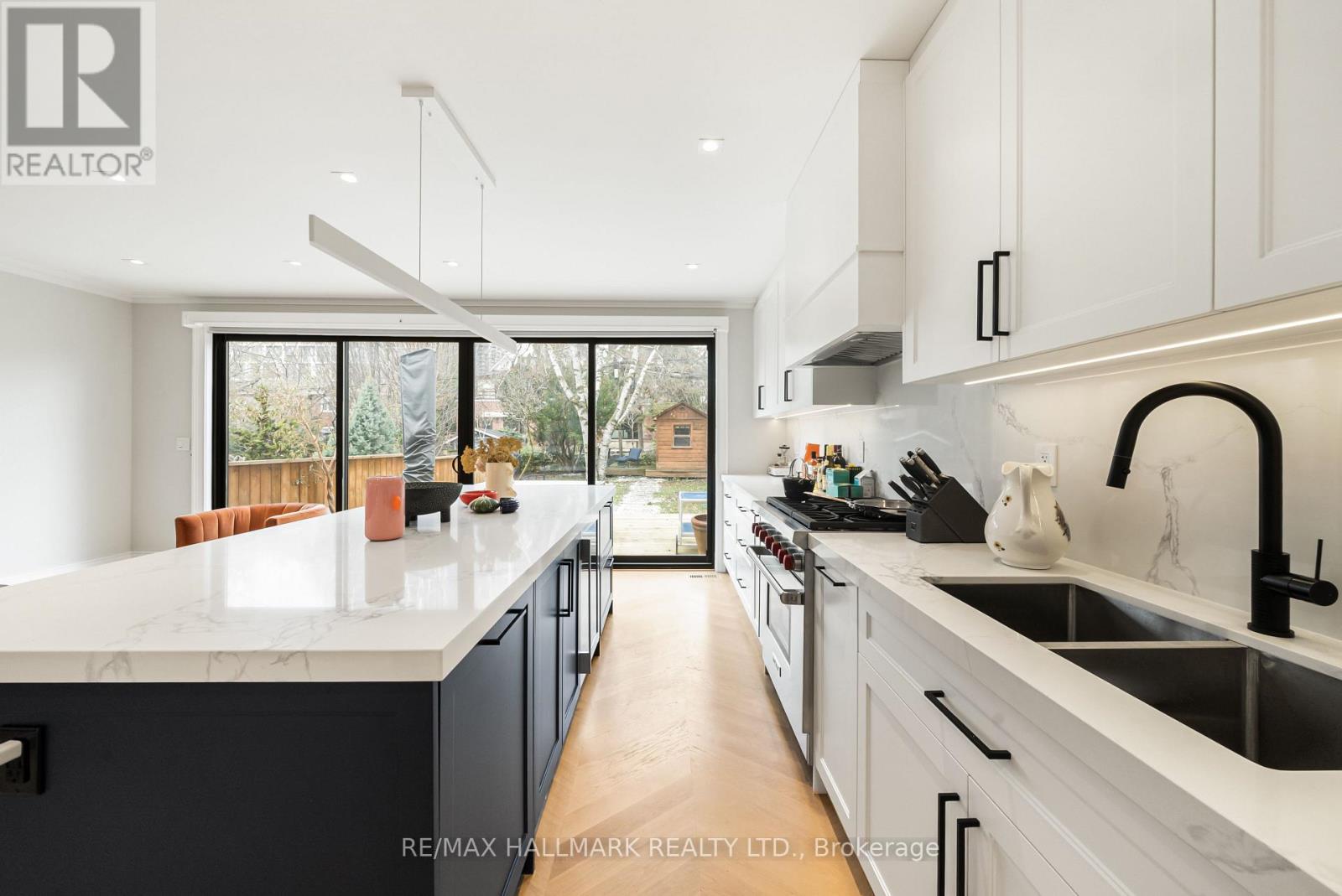 26 Carey Road, Toronto, Ontario  M4S 1N8 - Photo 17 - C13026608