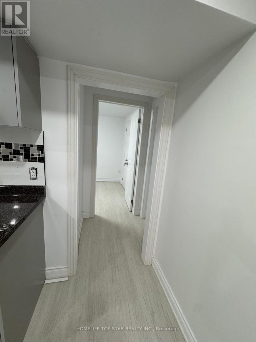 60 Heaslip Terrace, Toronto, Ontario  M1T 1W9 - Photo 3 - E13026392