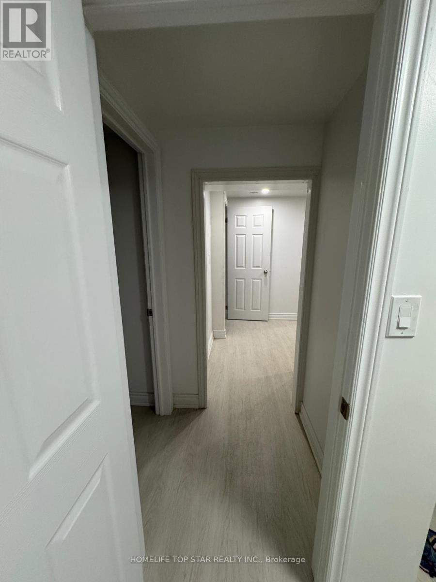 60 Heaslip Terrace, Toronto, Ontario  M1T 1W9 - Photo 6 - E13026392