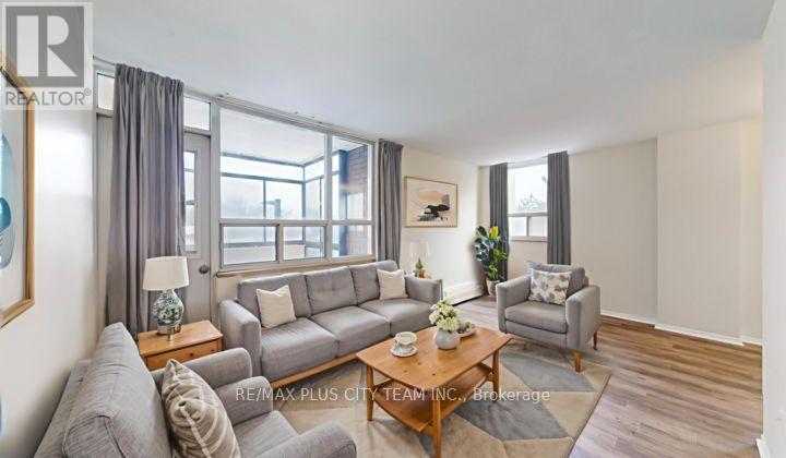 311 - 3311 Kingston Road, Toronto, Ontario  M1M 1R1 - Photo 3 - E13026434