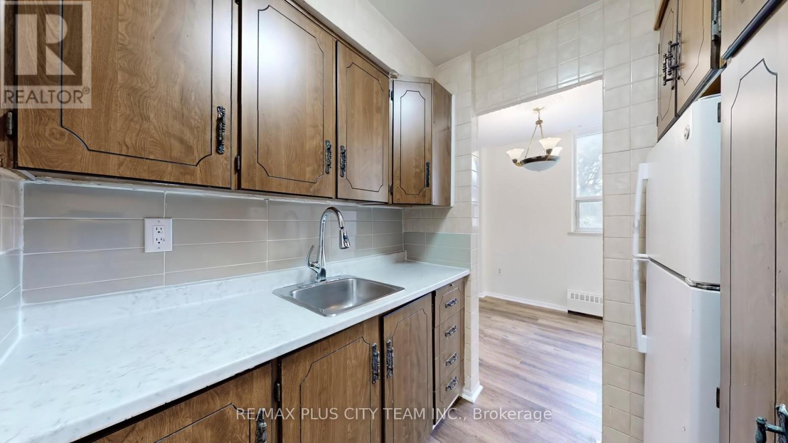 311 - 3311 Kingston Road, Toronto, Ontario  M1M 1R1 - Photo 5 - E13026434