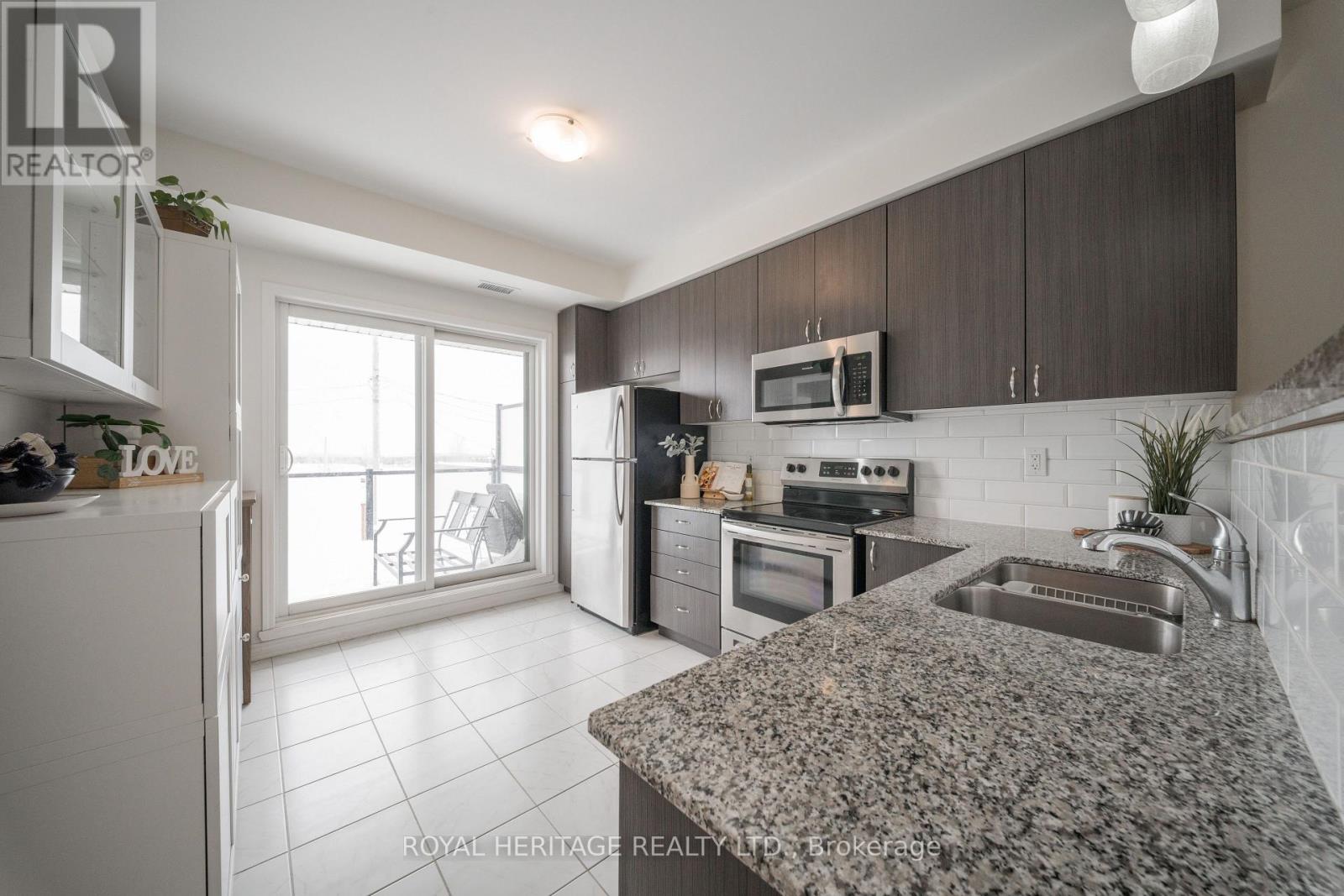 512 - 1148 Dragonfly Avenue, Pickering, Ontario  L1X 0H5 - Photo 11 - E13026506