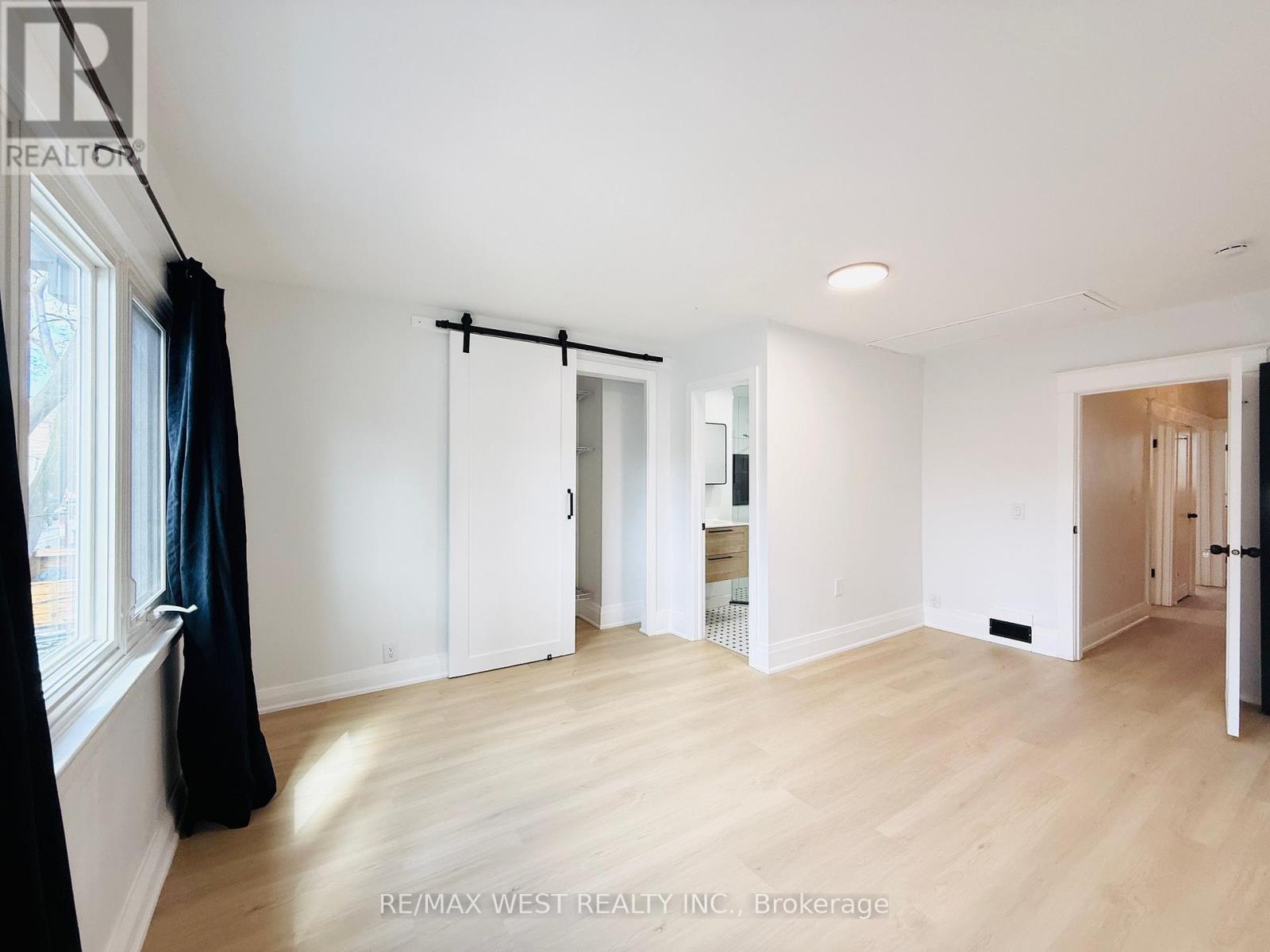 Main & 2nd - 123 Kingston Road, Toronto, Ontario  M4L 1T2 - Photo 17 - E13026514