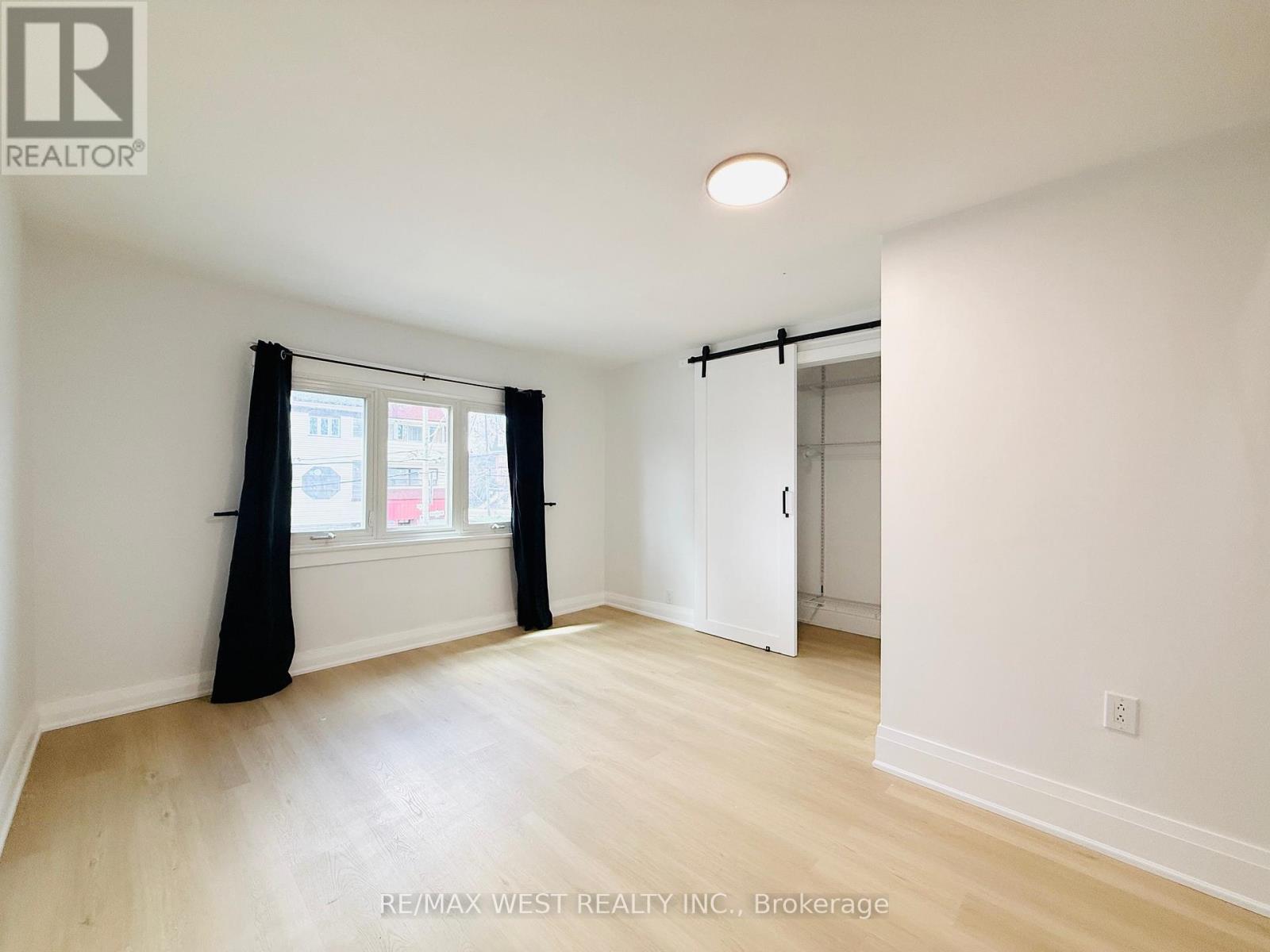 Main & 2nd - 123 Kingston Road, Toronto, Ontario  M4L 1T2 - Photo 23 - E13026514