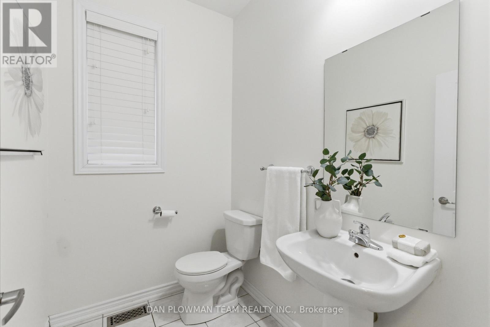 28 Sheldon Drive, Ajax (Central), Ontario  L1T 0L9 - Photo 19 - E13026606