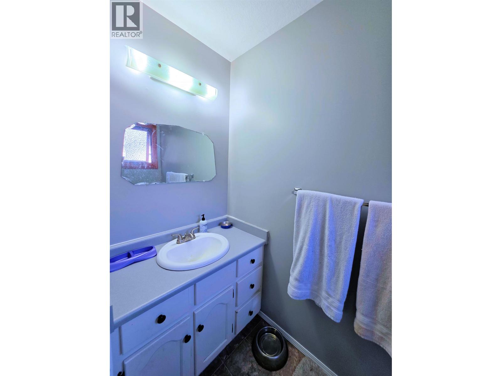 3460 Robin Road, Quesnel, British Columbia  V2J 3R2 - Photo 18 - R3114130