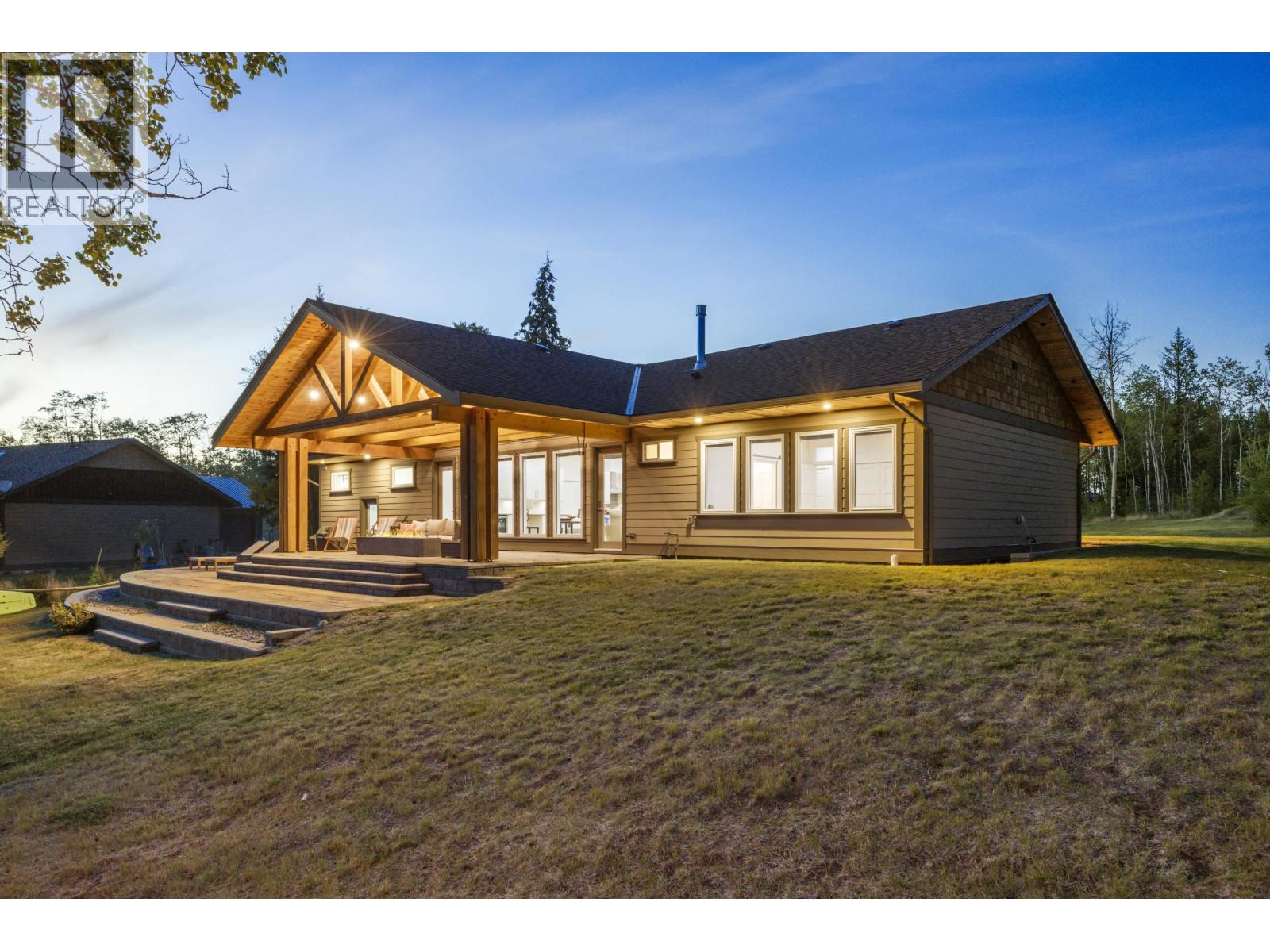 1 Point Road, Lone Butte, British Columbia  V0K 2K2 - Photo 11 - R3114164