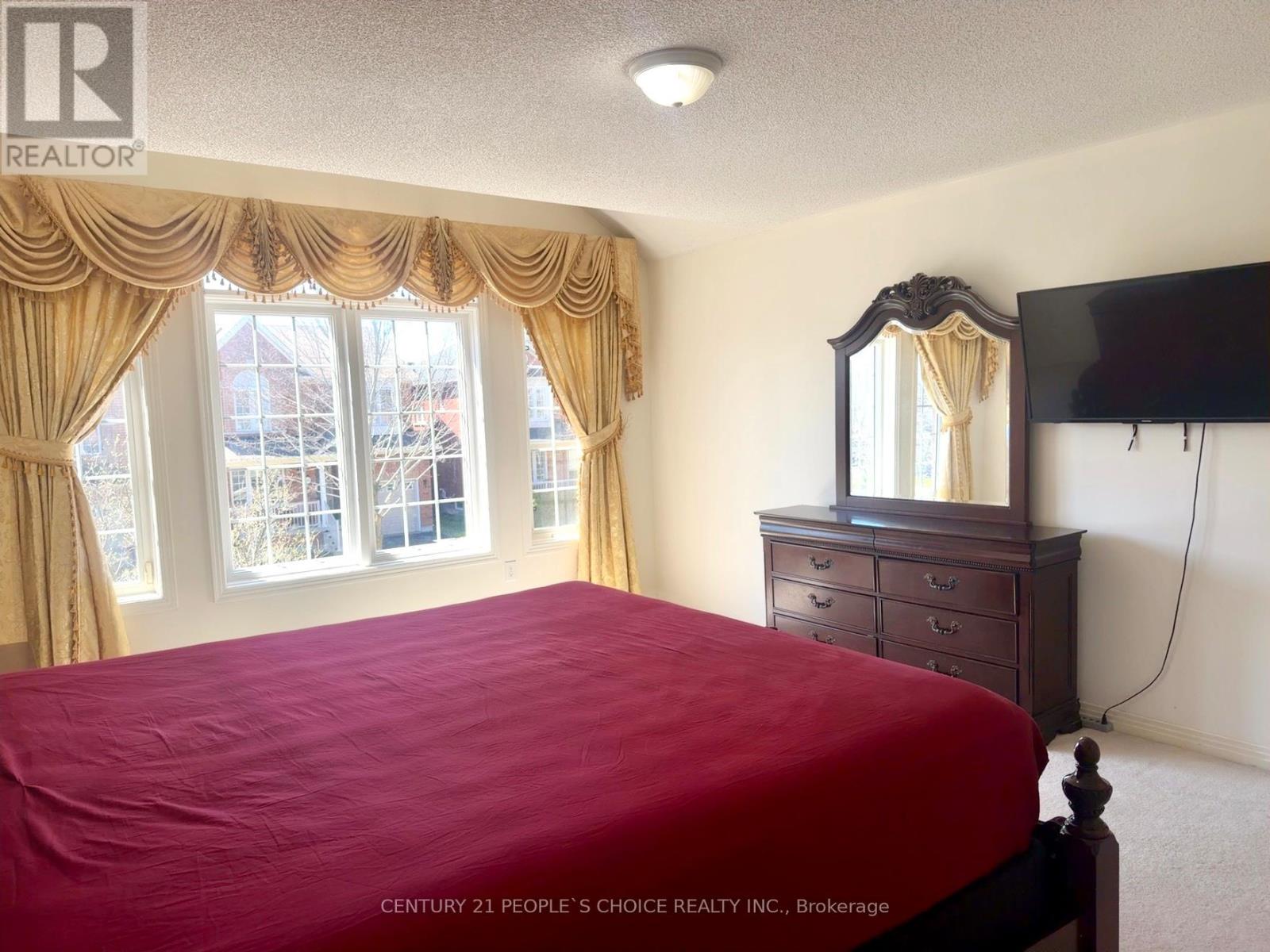 79 Beare Trail, Newmarket, Ontario  L3X 3B3 - Photo 11 - N13026402