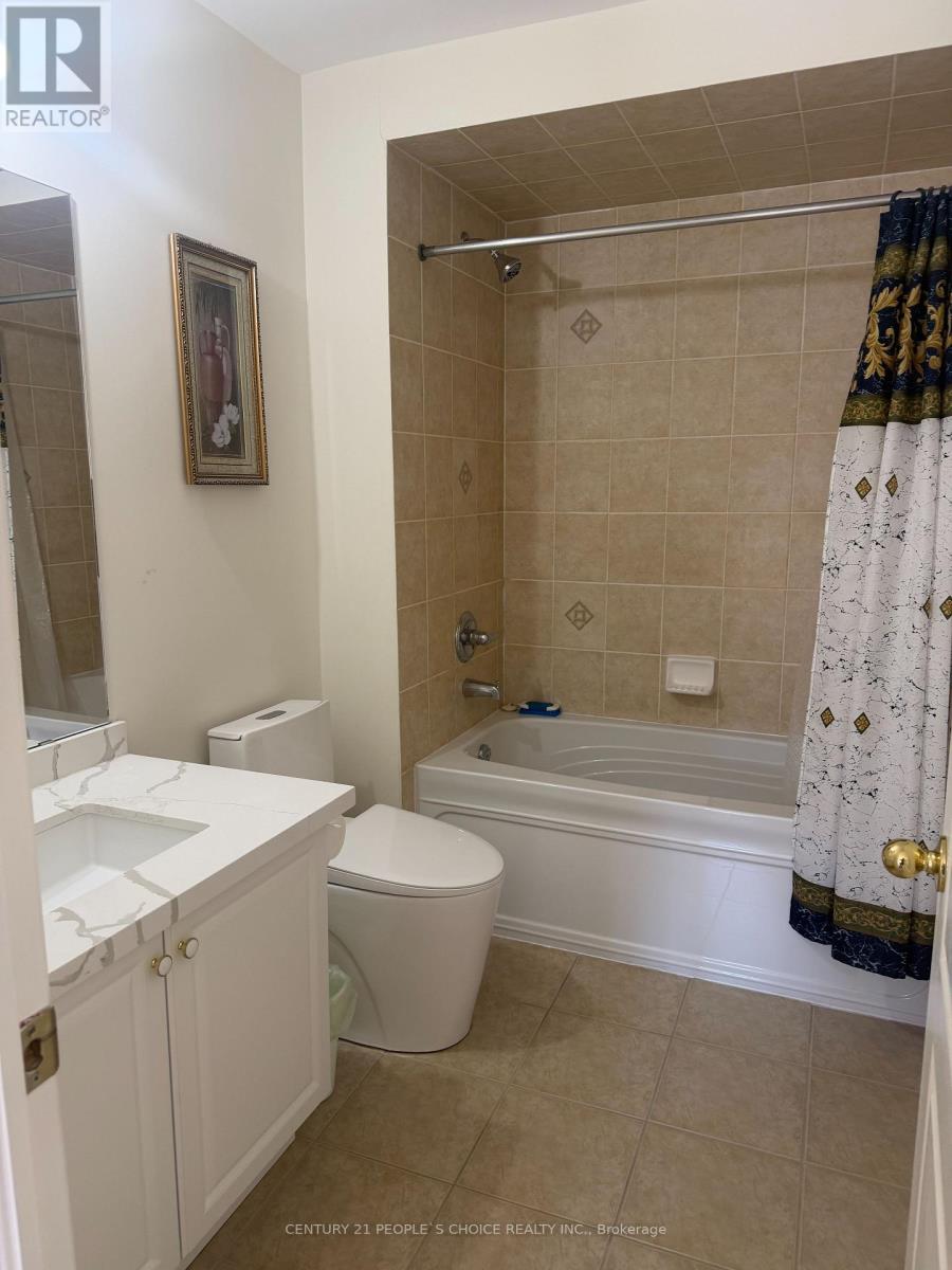 79 Beare Trail, Newmarket, Ontario  L3X 3B3 - Photo 21 - N13026402