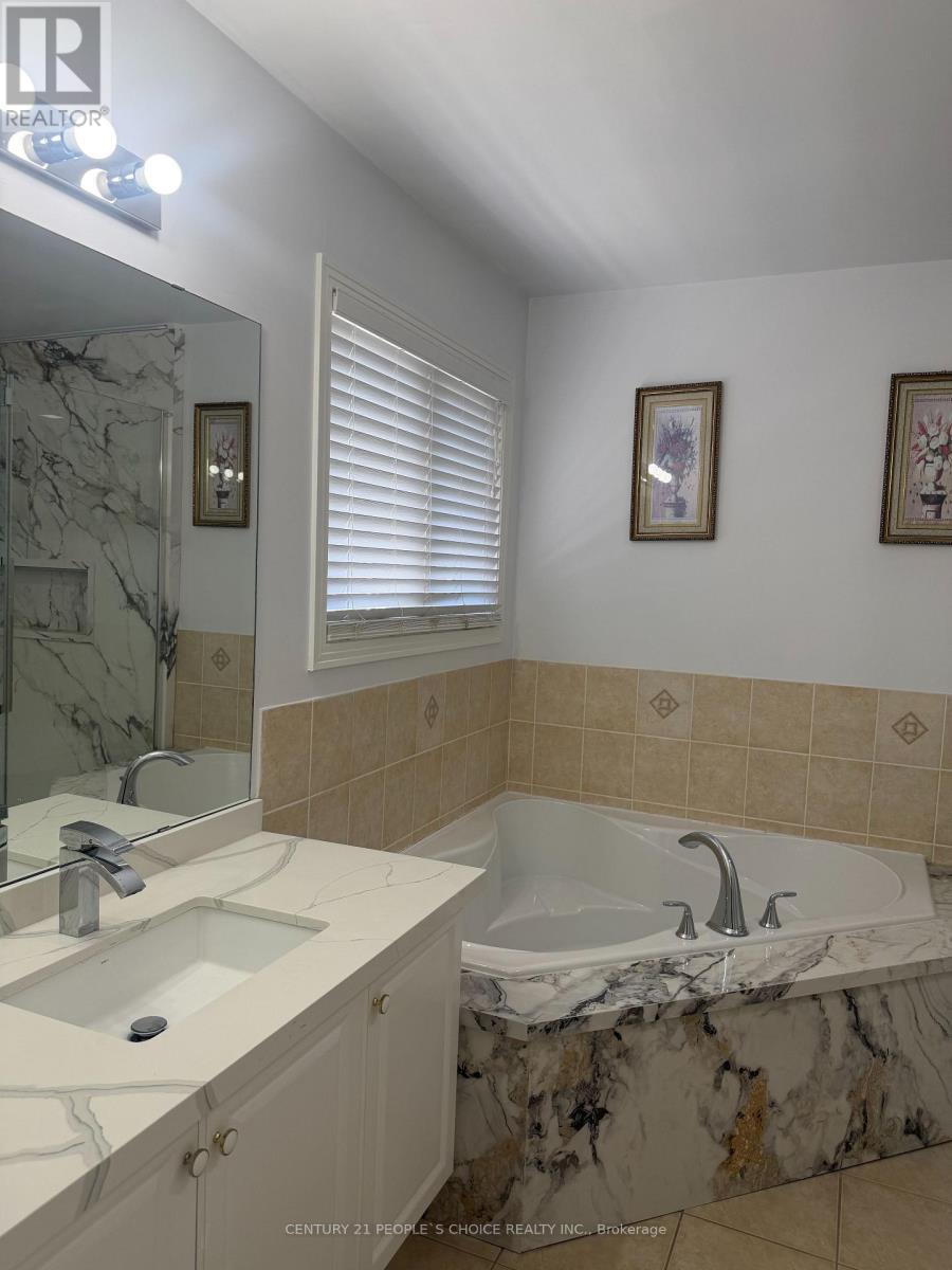 79 Beare Trail, Newmarket, Ontario  L3X 3B3 - Photo 22 - N13026402