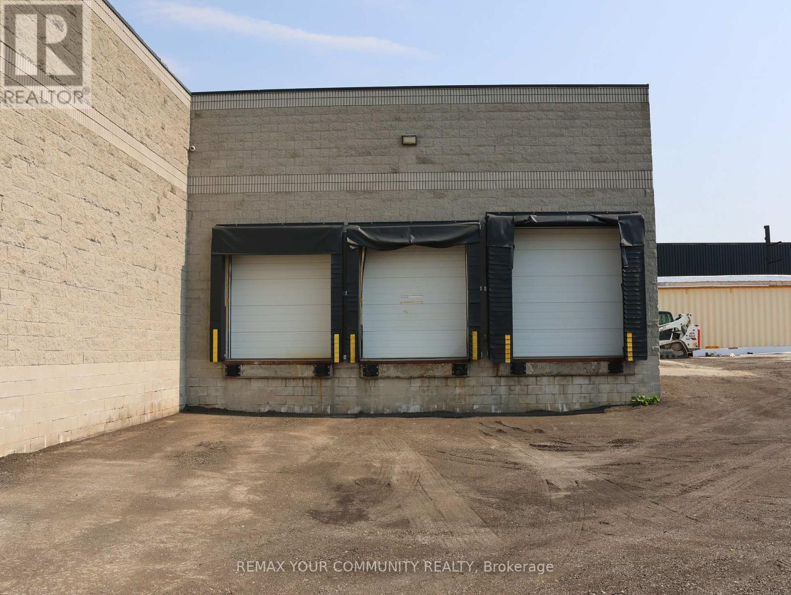 145 Engelhard Drive, Aurora, Ontario  L4G 3V1 - Photo 9 - N13026472