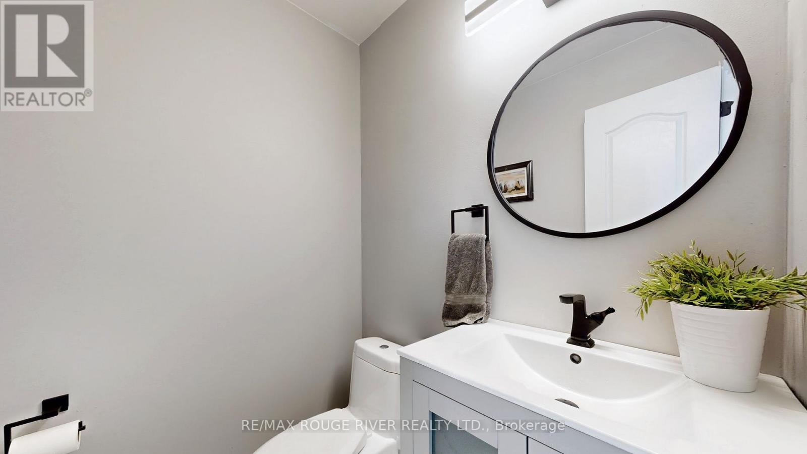 32 Dalmato Court, Vaughan (Vaughan Grove), Ontario  L4L 8X7 - Photo 13 - N13026528