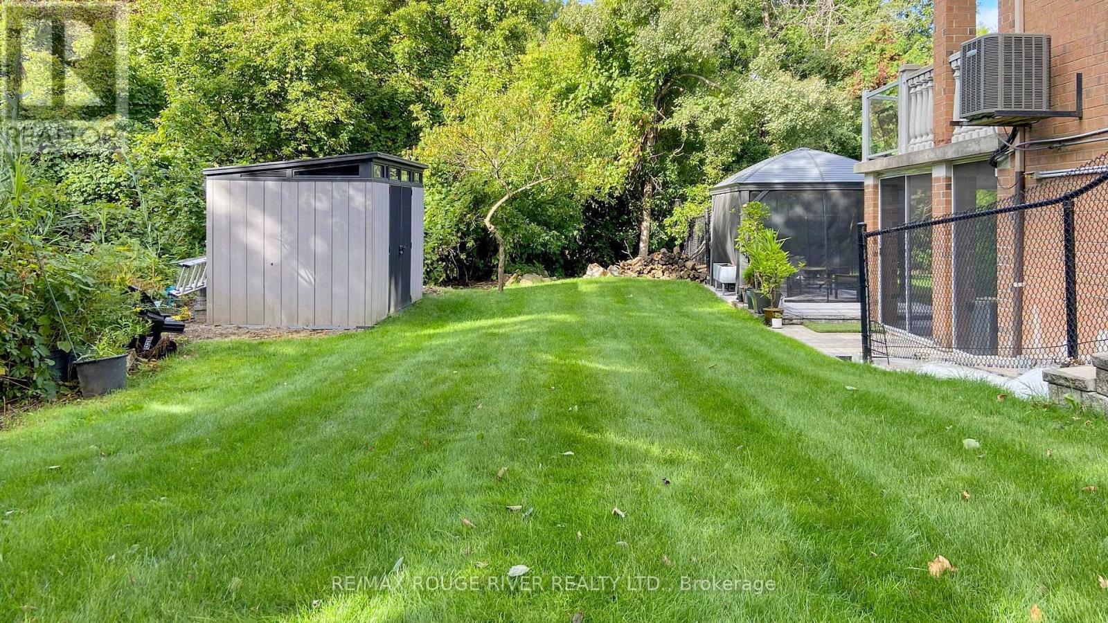 32 Dalmato Court, Vaughan (Vaughan Grove), Ontario  L4L 8X7 - Photo 35 - N13026528