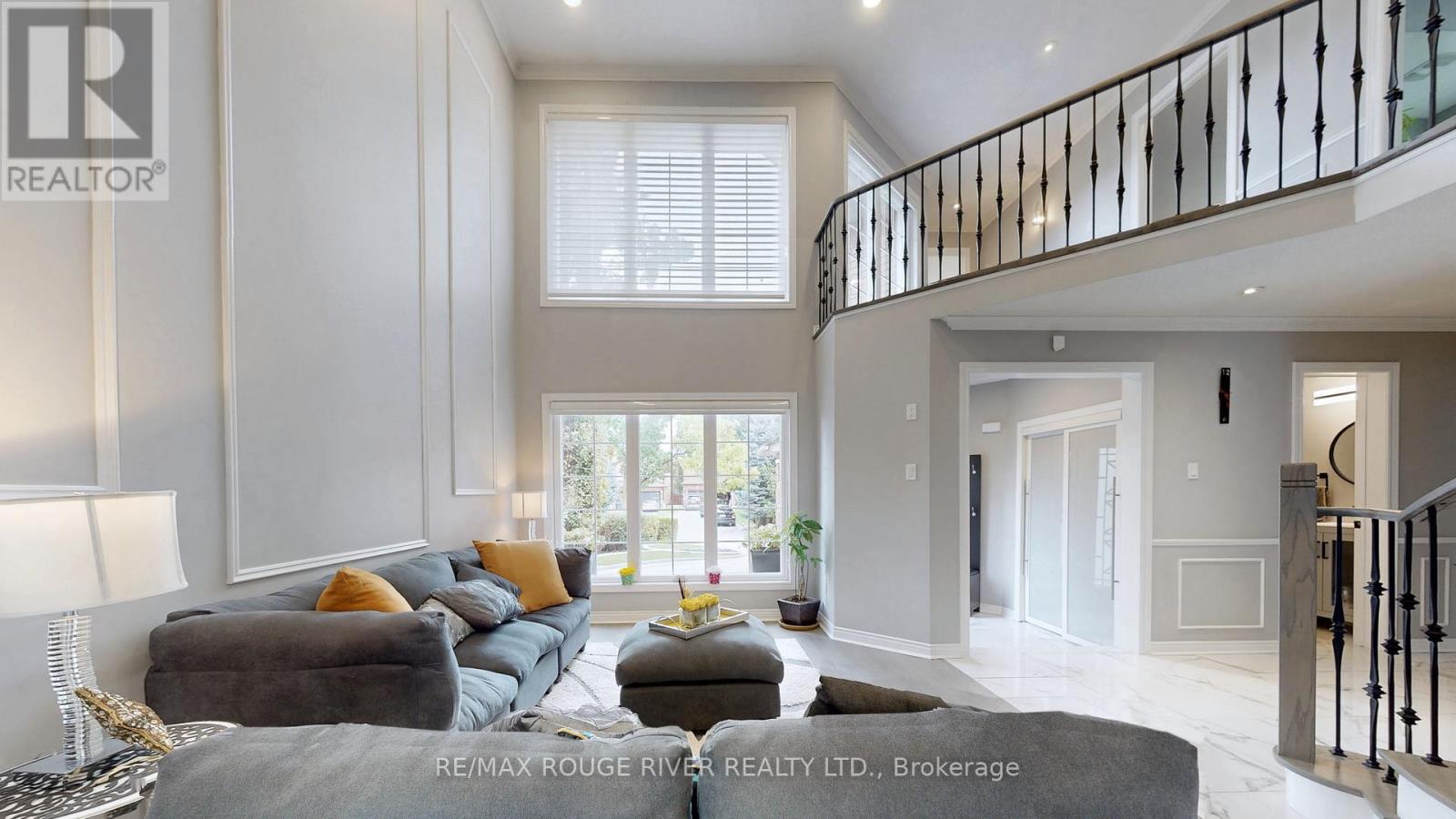 32 Dalmato Court, Vaughan (Vaughan Grove), Ontario  L4L 8X7 - Photo 5 - N13026528