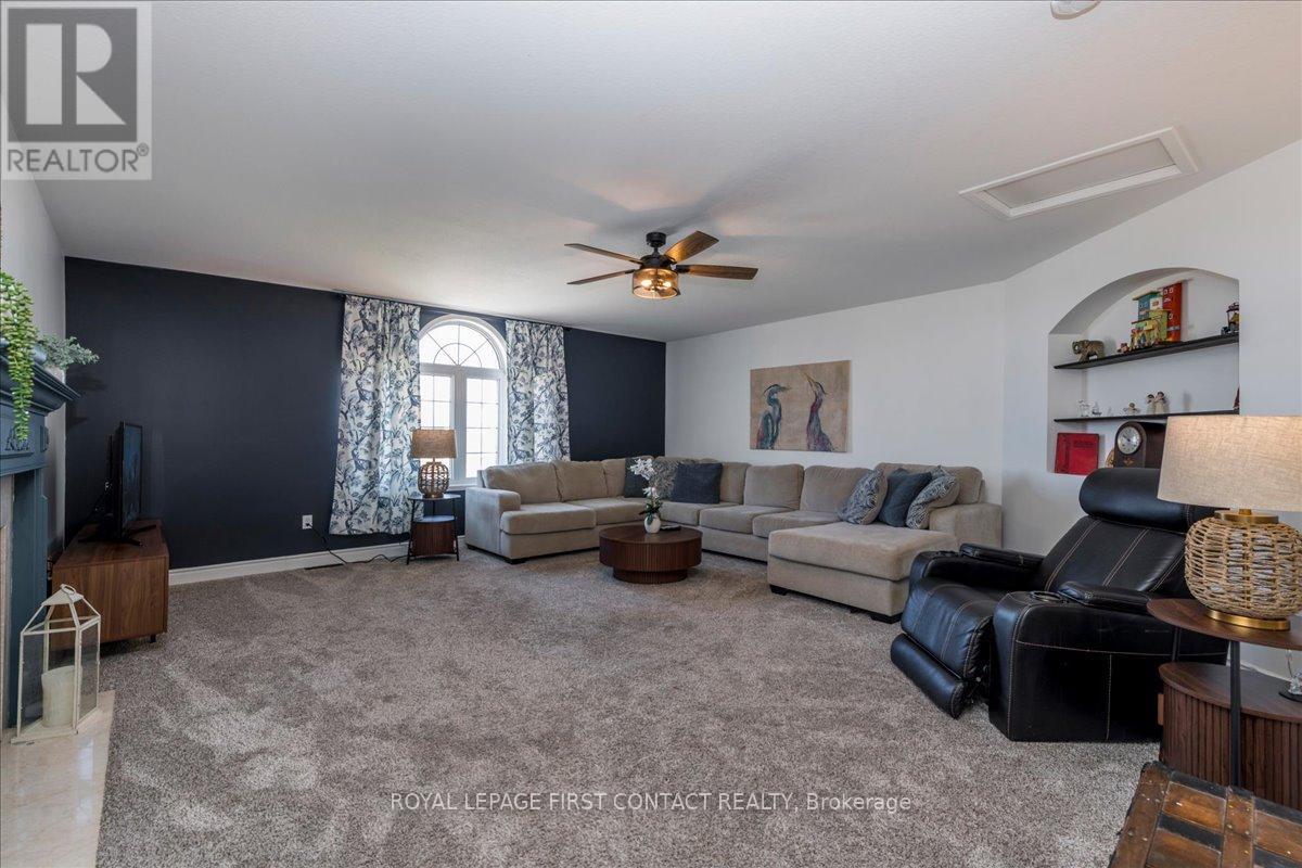 83 Violet Street, Barrie (Holly), Ontario  L4N 9N3 - Photo 14 - S13026492