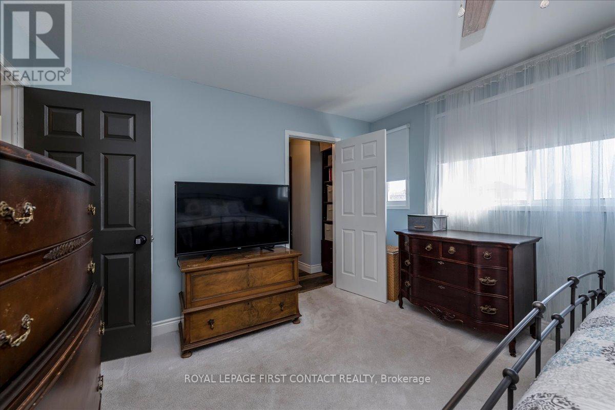 83 Violet Street, Barrie (Holly), Ontario  L4N 9N3 - Photo 18 - S13026492