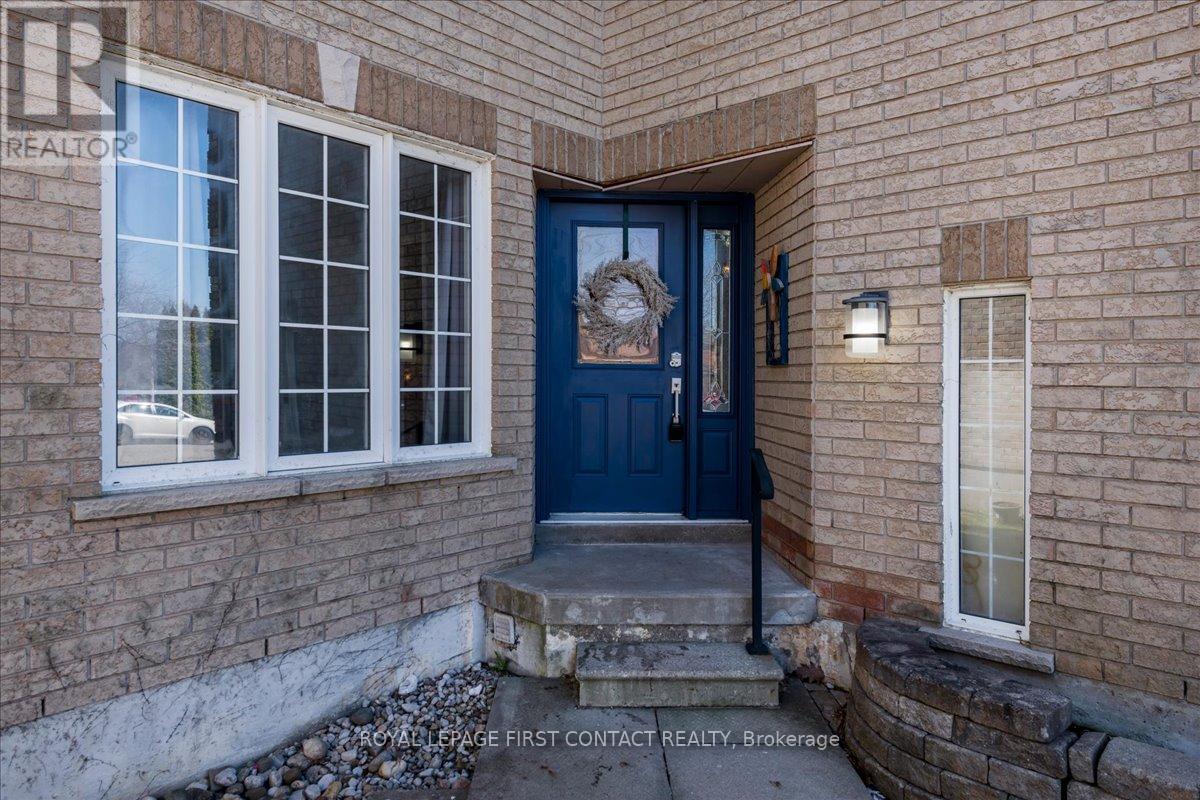 83 Violet Street, Barrie (Holly), Ontario  L4N 9N3 - Photo 3 - S13026492