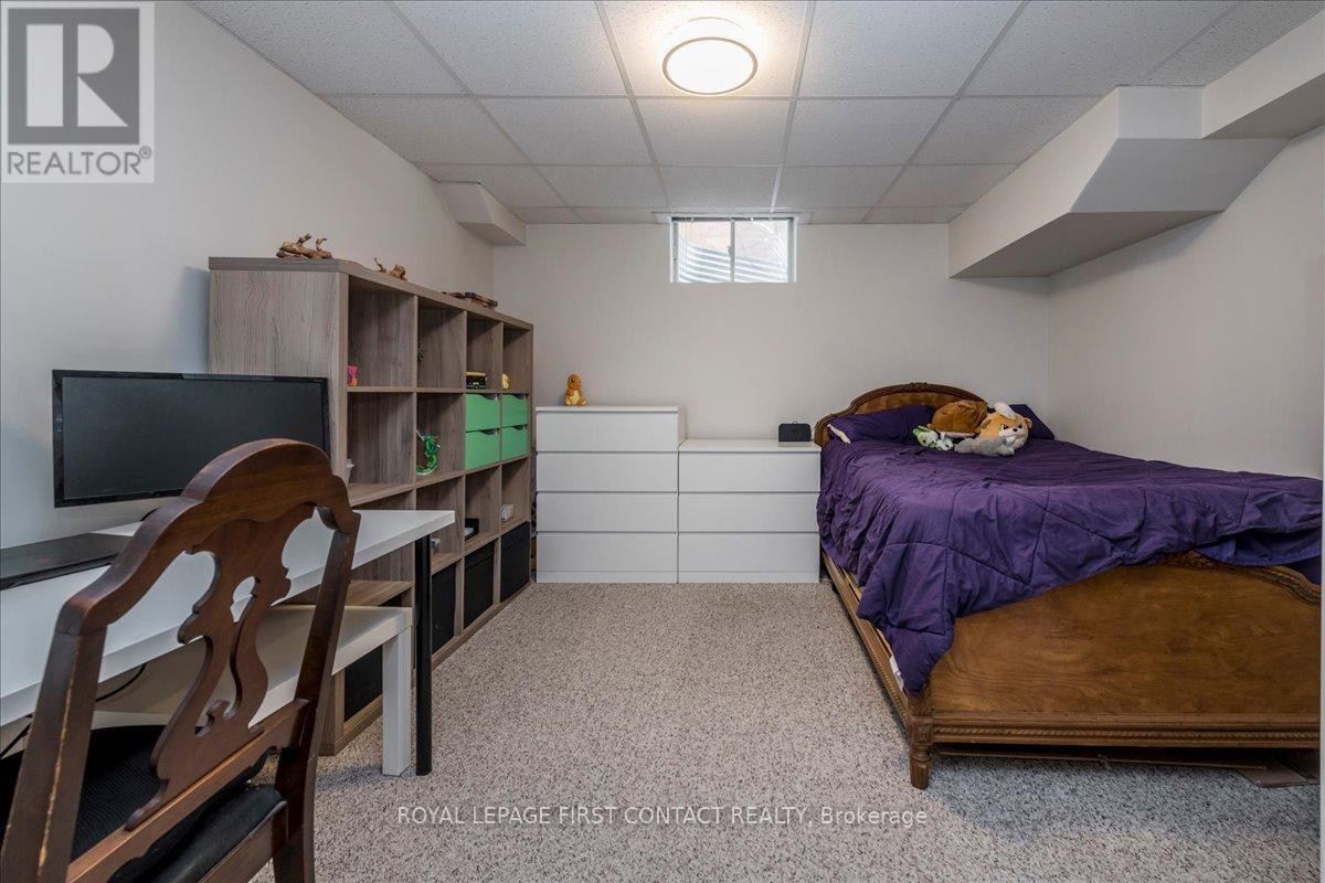 83 Violet Street, Barrie (Holly), Ontario  L4N 9N3 - Photo 30 - S13026492