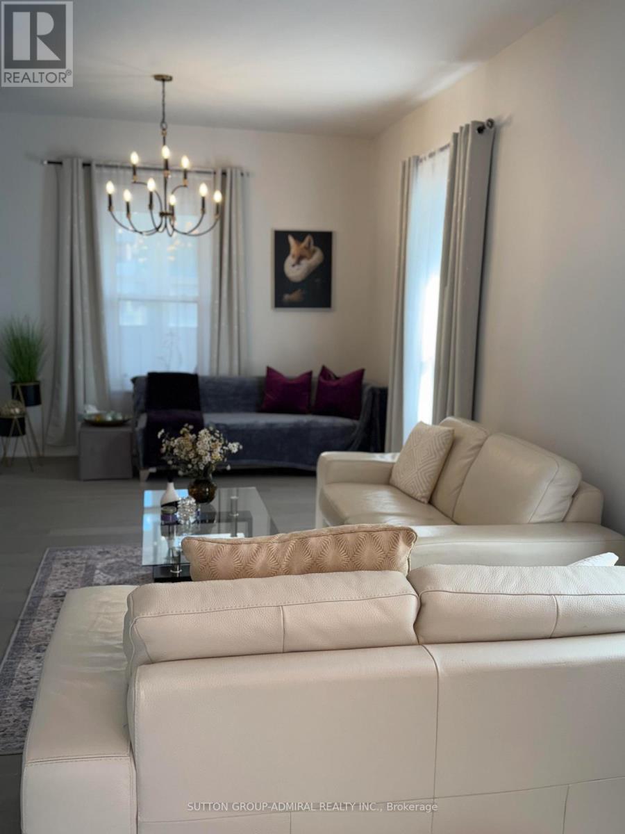 97 Laclie Street, Orillia, Ontario  L3V 4W9 - Photo 5 - S13026576