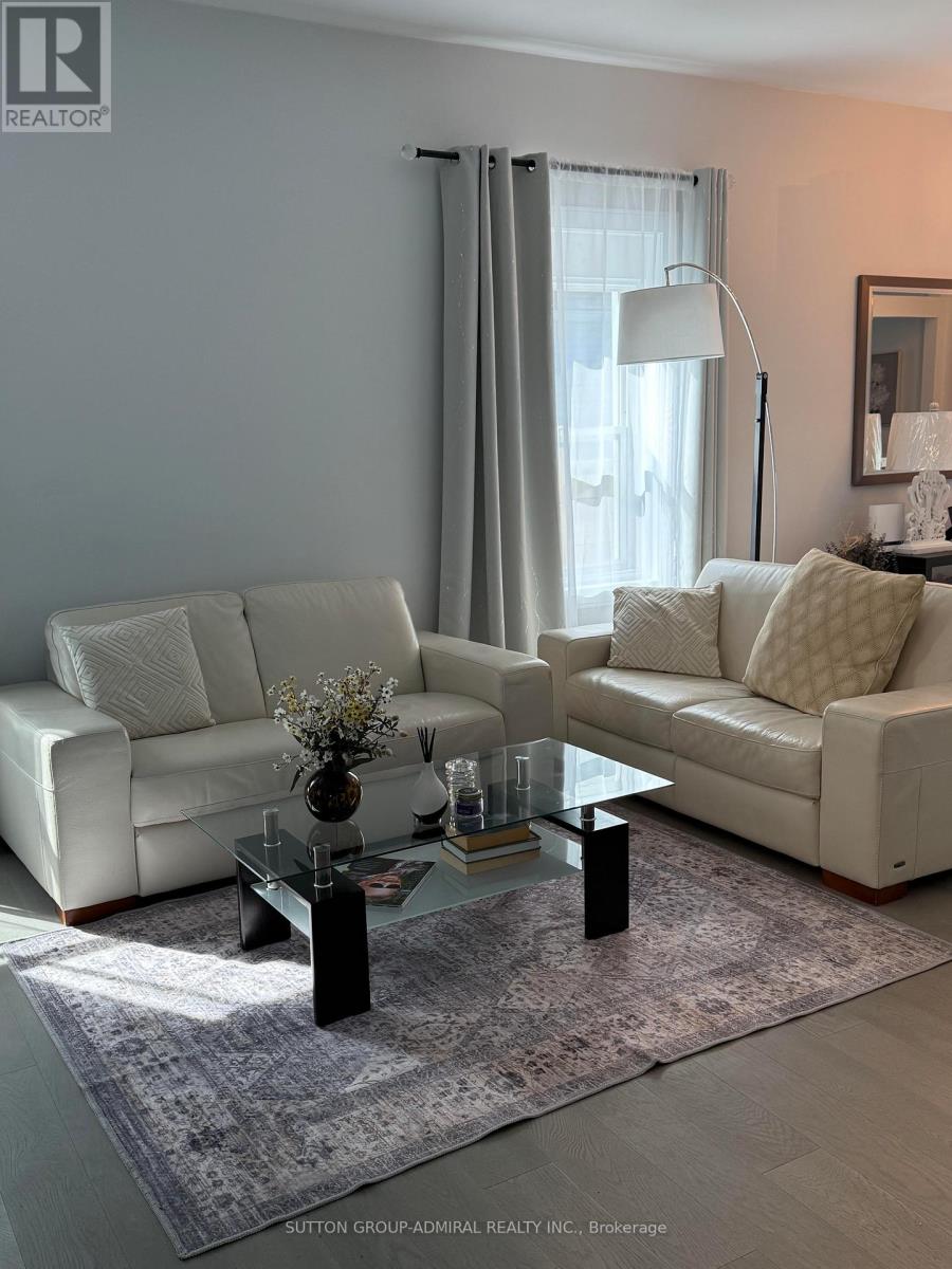 97 Laclie Street, Orillia, Ontario  L3V 4W9 - Photo 8 - S13026576