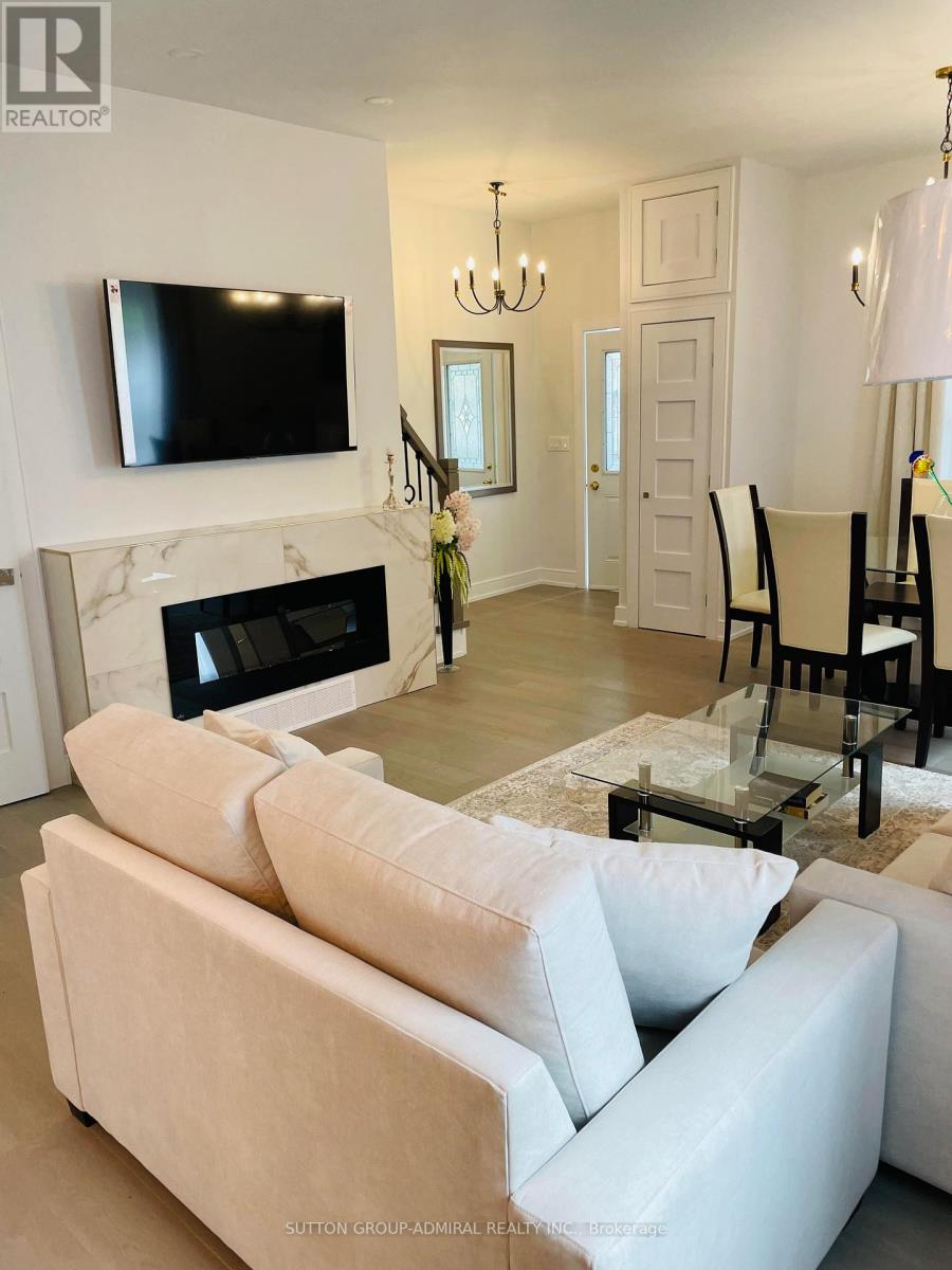 97 Laclie Street, Orillia, Ontario  L3V 4W9 - Photo 9 - S13026576