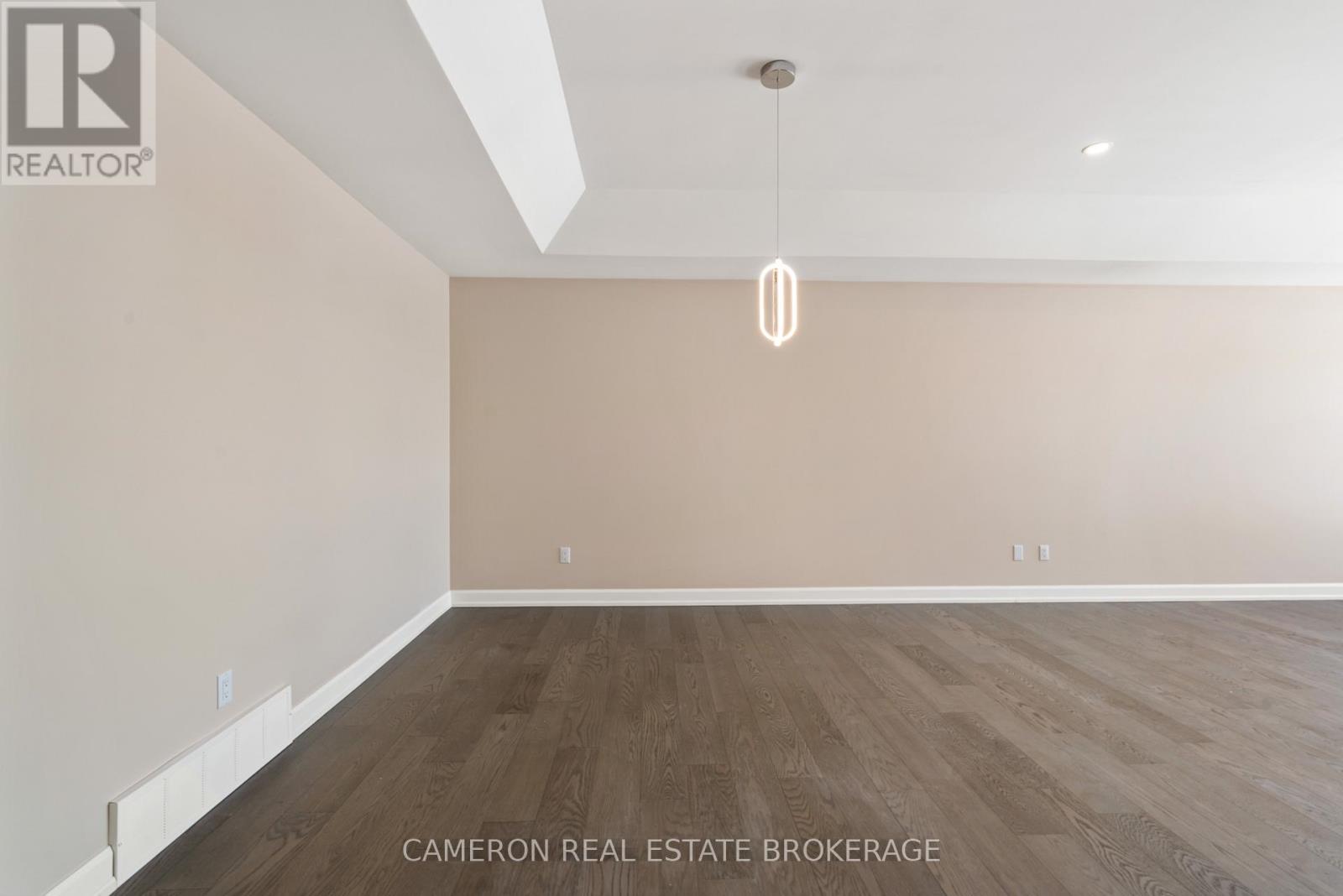 85 Portland Drive, Cornwall, Ontario  K6H 0J5 - Photo 8 - X12840654