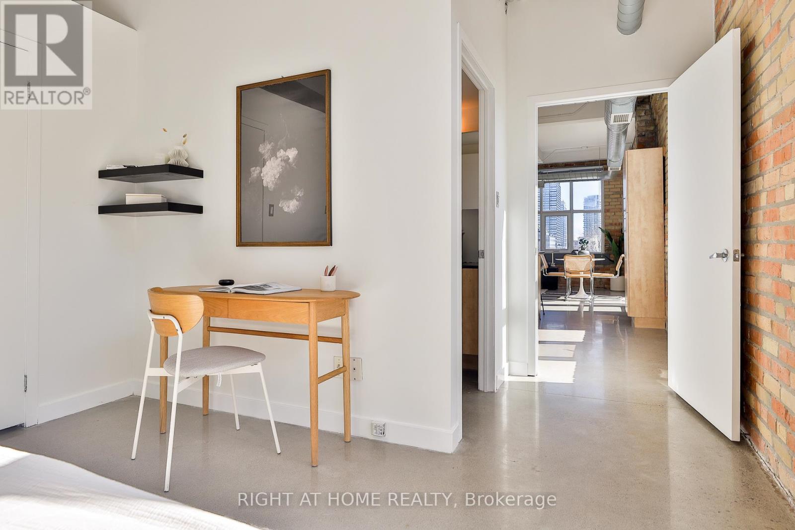 519 - 955 Queen Street W, Toronto, Ontario  M6J 3X5 - Photo 11 - C13019982