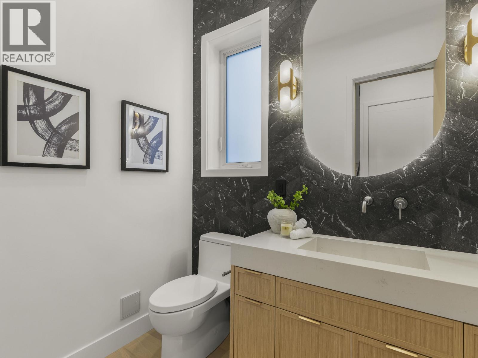 1 3255 13th Avenue, Vancouver, British Columbia  V6K 2V6 - Photo 9 - R3114042