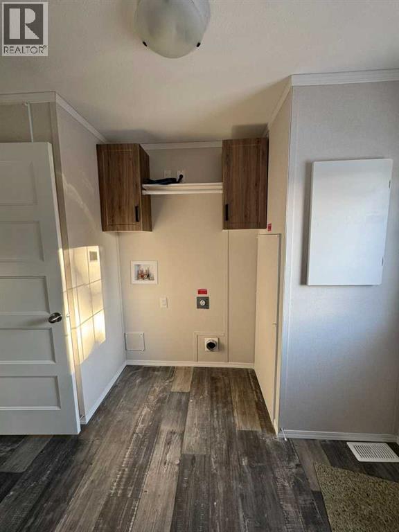 816 5th Avenue, Beaverlodge, Alberta  T0H 0C0 - Photo 10 - A2291419