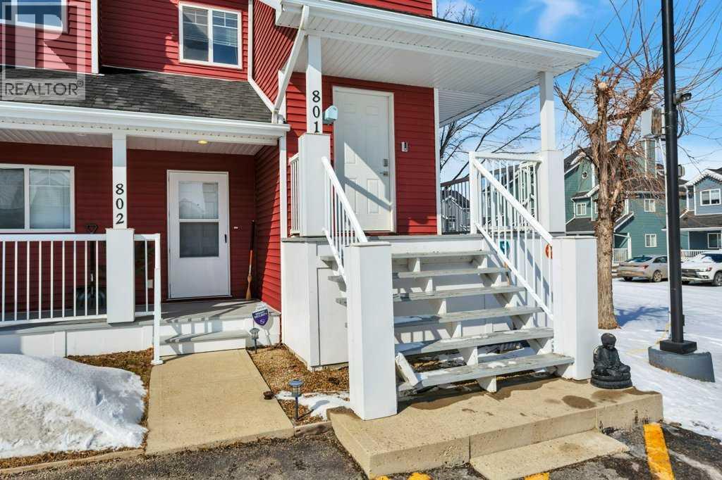 801, 5220 50a Avenue, Sylvan Lake, Alberta  T4S 1E5 - Photo 2 - A2297644