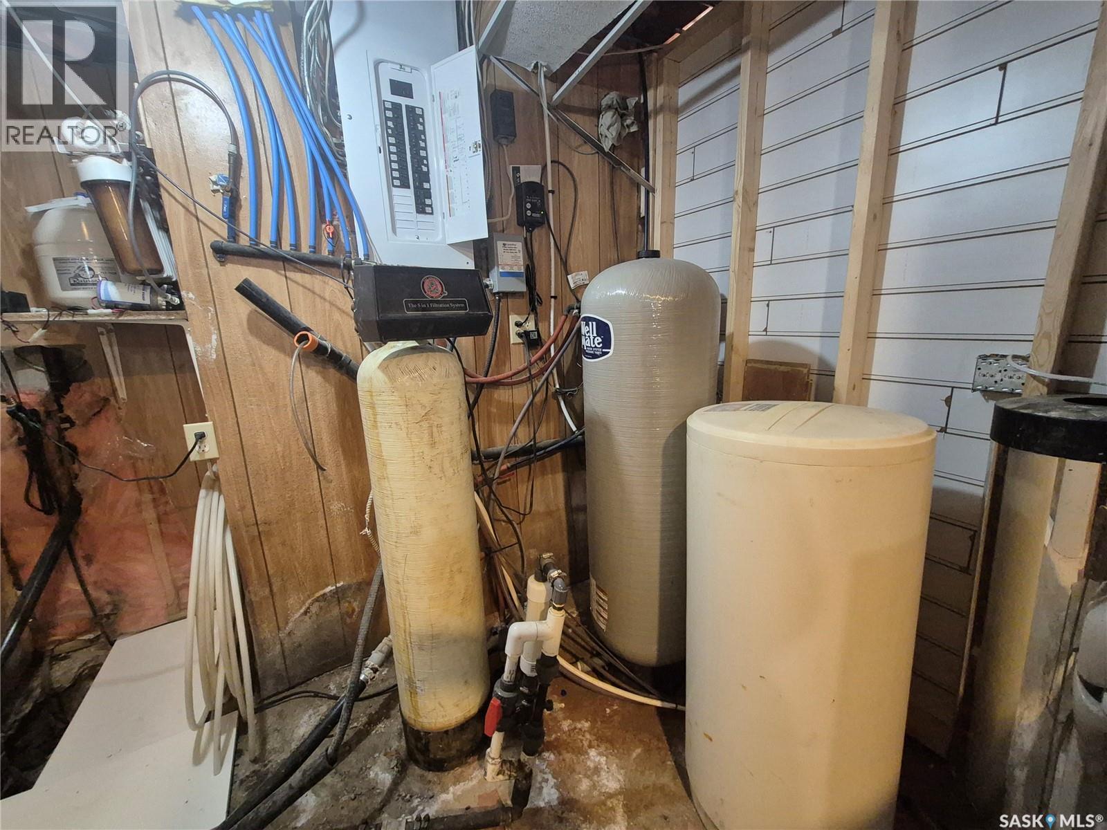 Highway 13 Acreage Near Glasnevin, Key West Rm No. 70, Saskatchewan  S0C 1Y0 - Photo 35 - SK033535