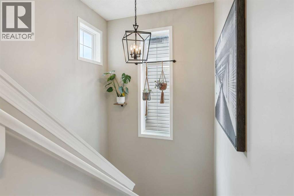 42 Windwood Grove Sw, Airdrie, Alberta  T4B 3T2 - Photo 13 - A2288672