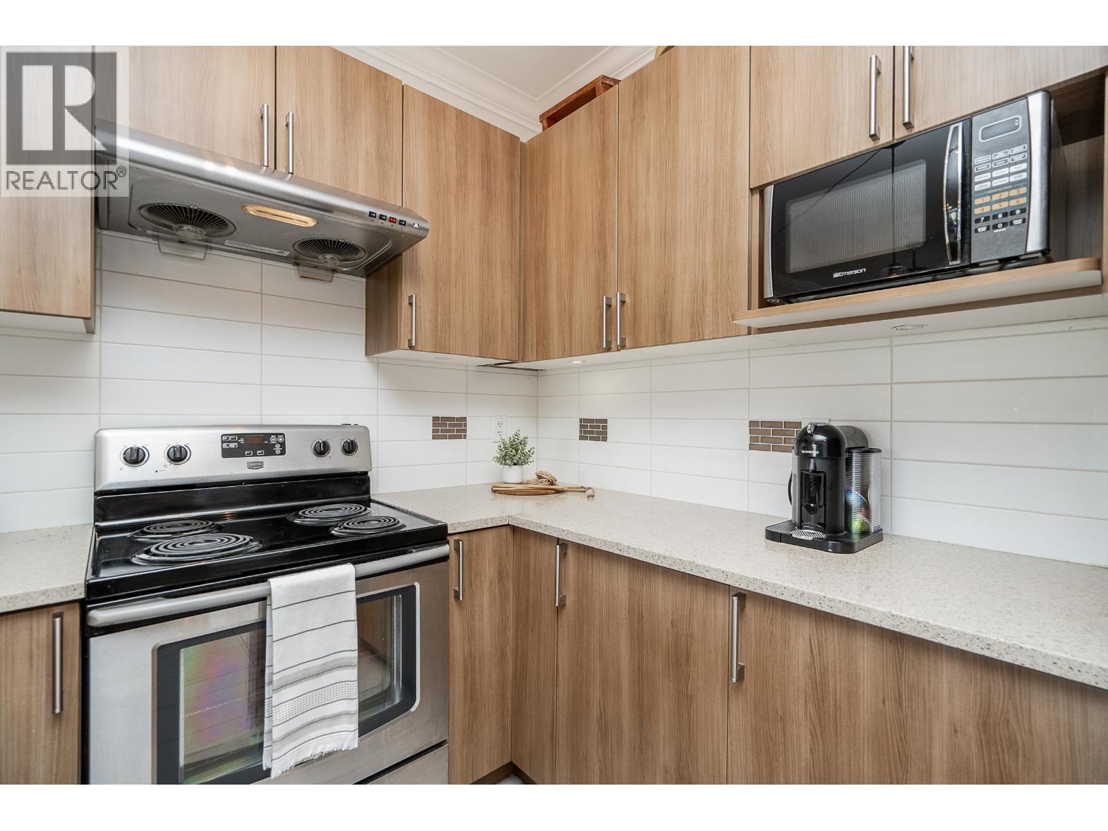 309 11566 224 Street, Maple Ridge, British Columbia  V2X 5Z7 - Photo 6 - R3114015