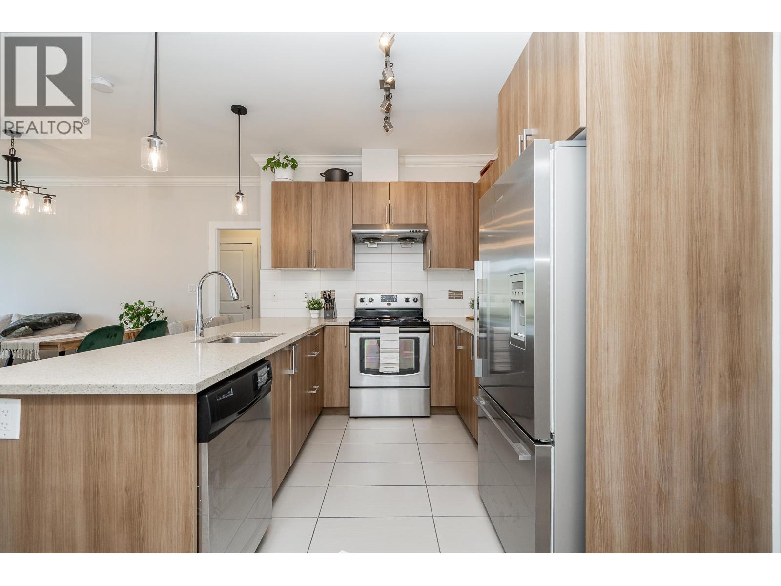 309 11566 224 Street, Maple Ridge, British Columbia  V2X 5Z7 - Photo 5 - R3114015