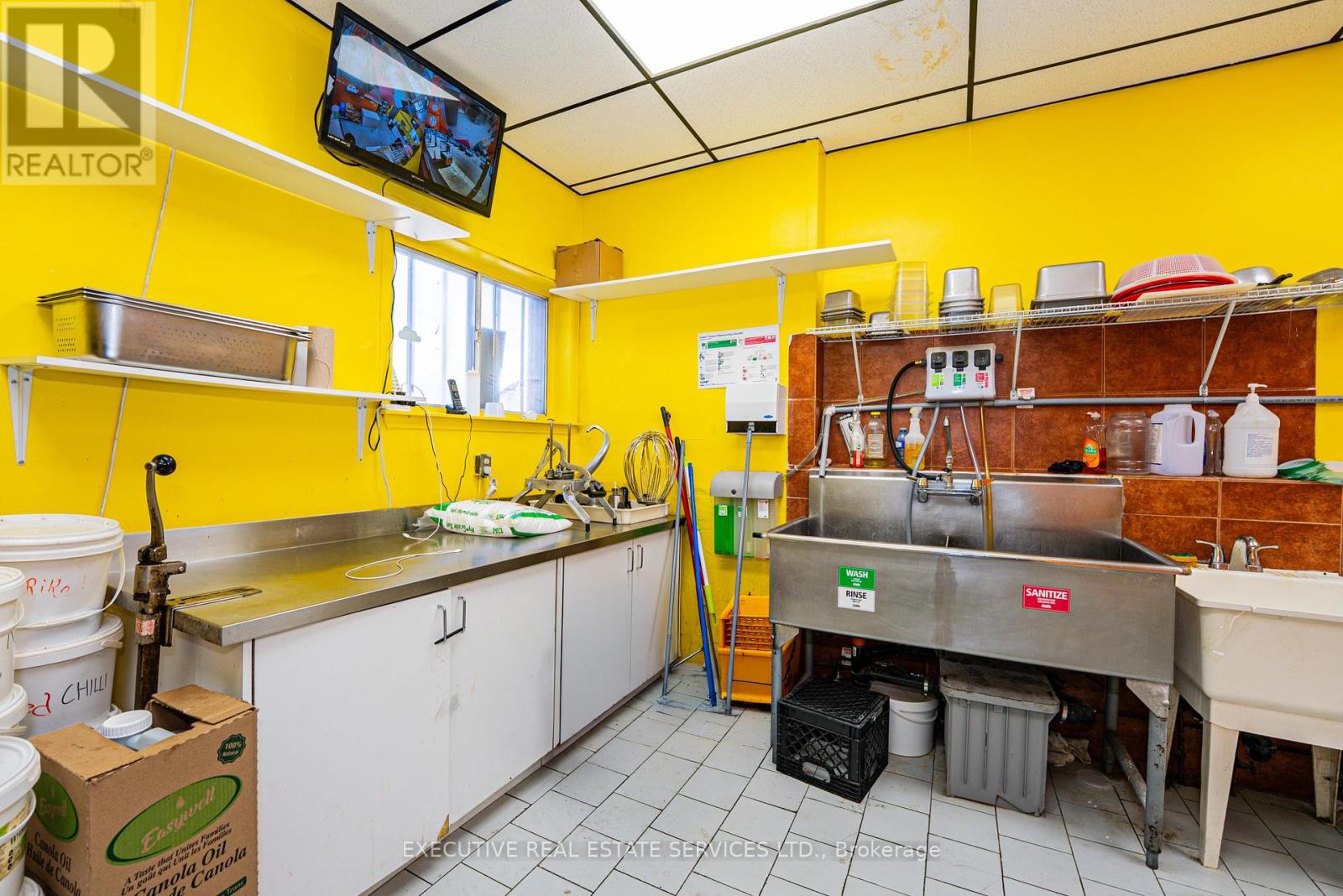 982 Albion Road, Toronto, Ontario  M9V 1A7 - Photo 27 - W13026384