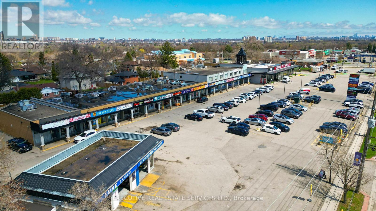 982 Albion Road, Toronto, Ontario  M9V 1A7 - Photo 3 - W13026384