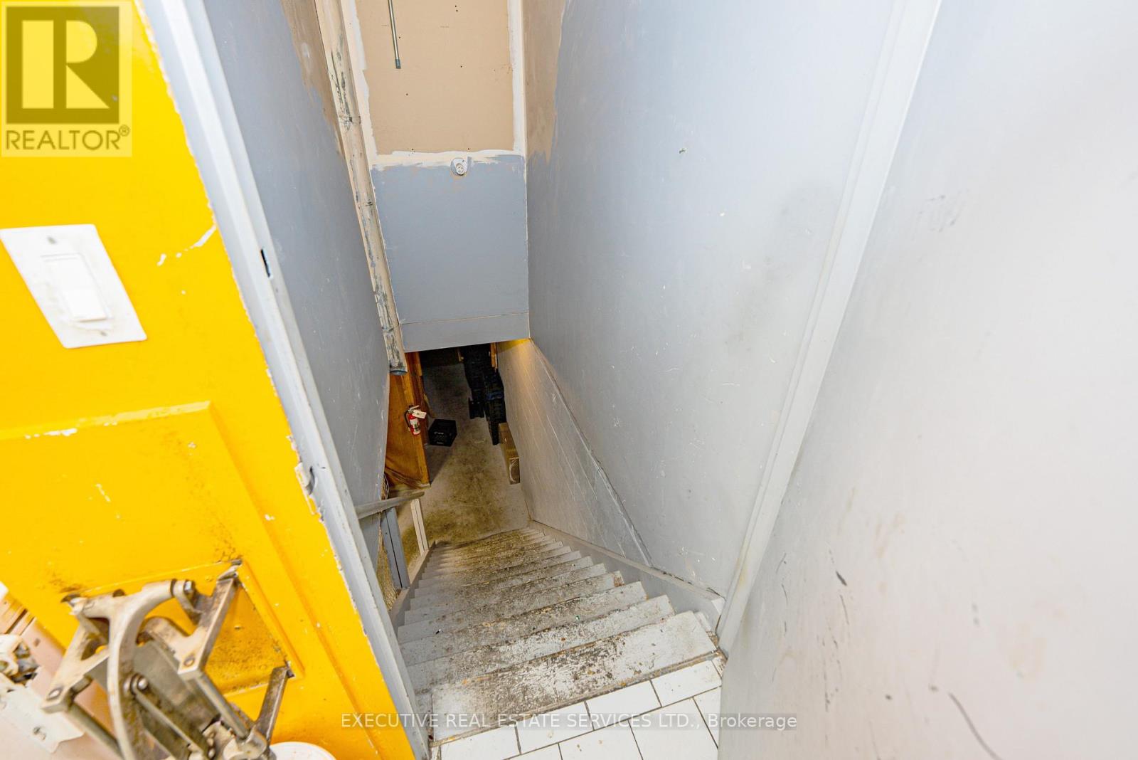 982 Albion Road, Toronto, Ontario  M9V 1A7 - Photo 30 - W13026384