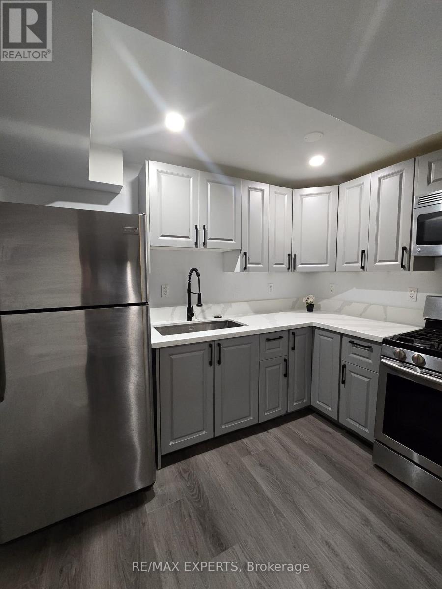 3925 BEECHNUT ROW, Mississauga, Ontario