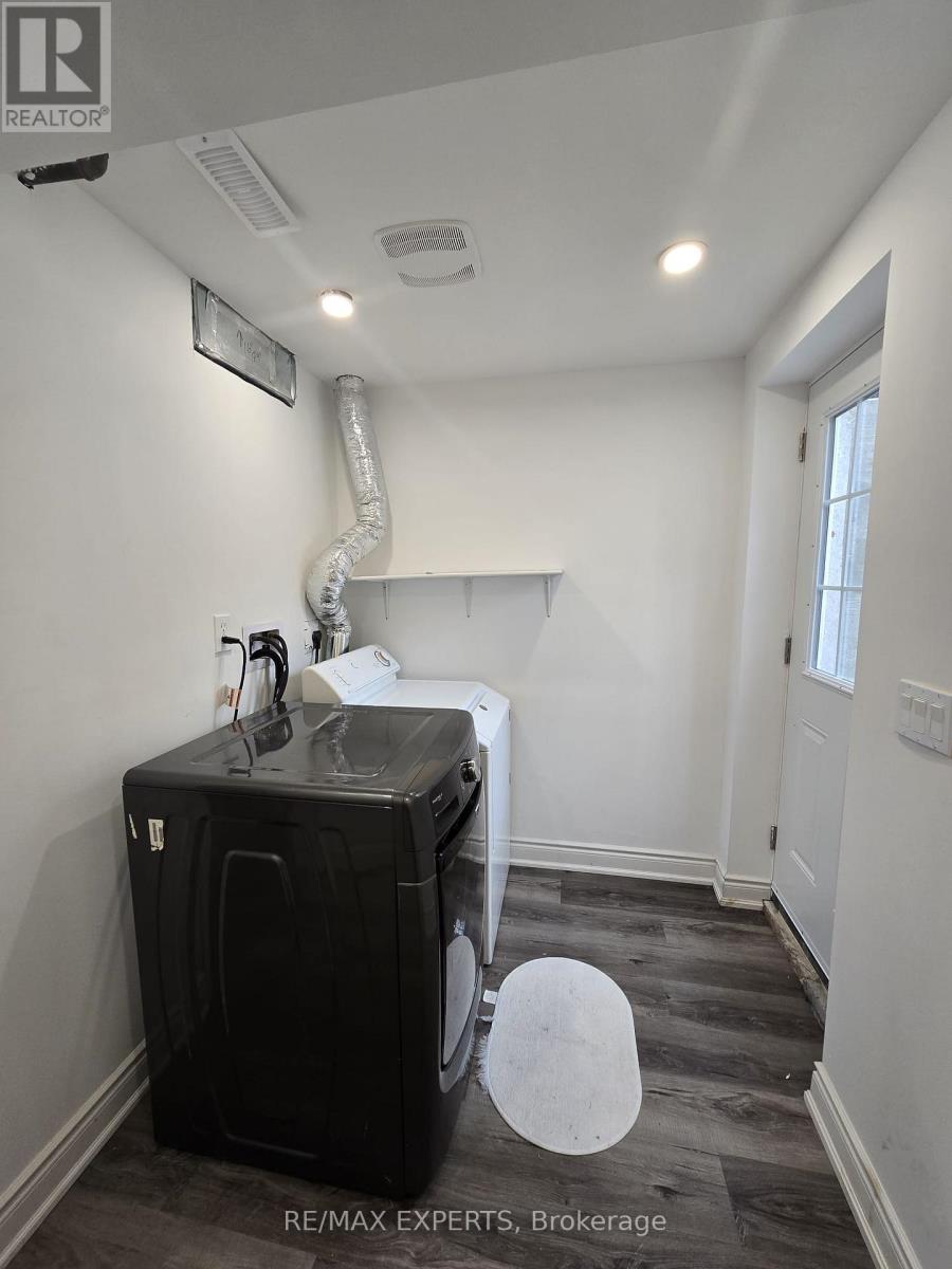 3925 Beechnut Row, Mississauga, Ontario  L5N 6X3 - Photo 14 - W13026398