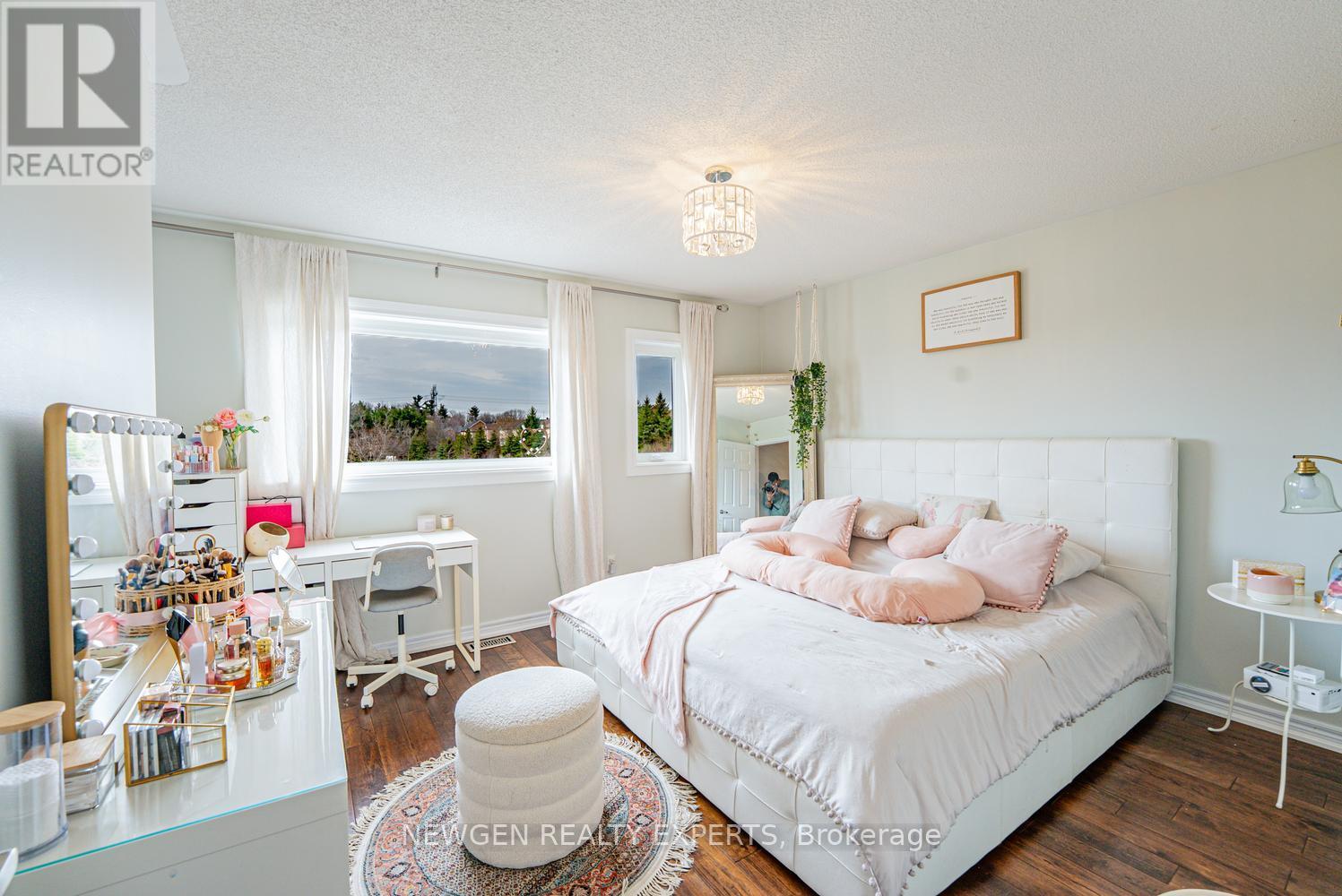 812 Knotty Pine Grove, Mississauga (Meadowvale Village), Ontario  L5W 1K5 - Photo 17 - W13026408