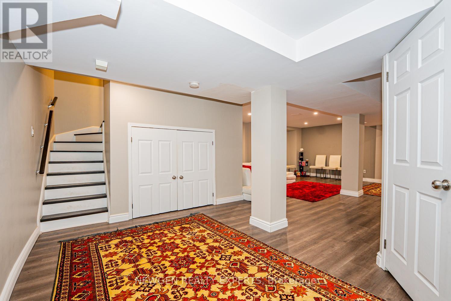 812 Knotty Pine Grove, Mississauga (Meadowvale Village), Ontario  L5W 1K5 - Photo 22 - W13026408